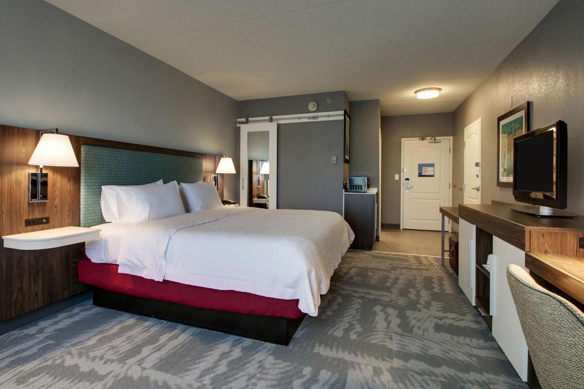 Hampton Inn & Suites Chicago/Aurora photo 43