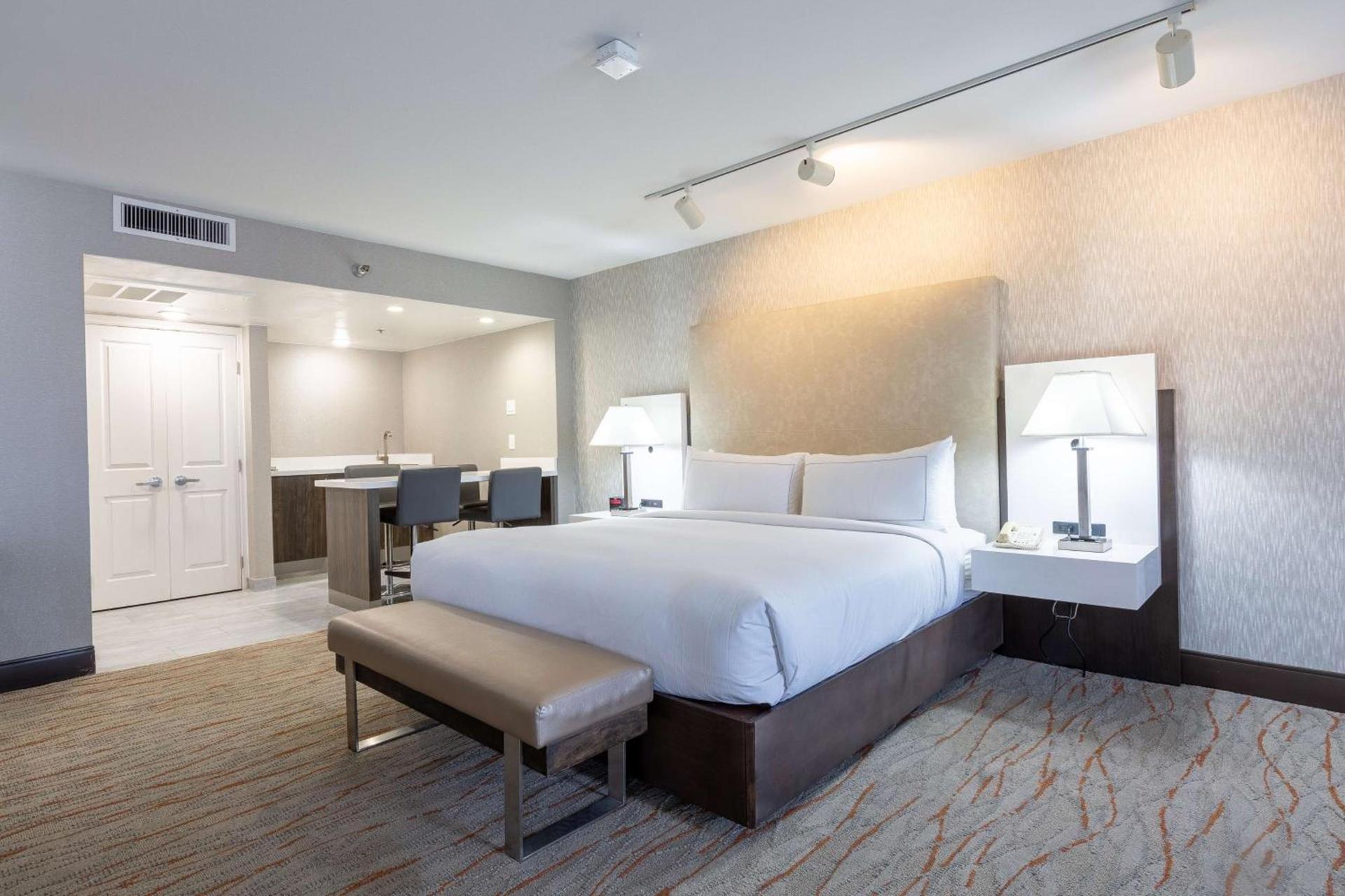 DoubleTree by Hilton Dallas/Richardson photo 26