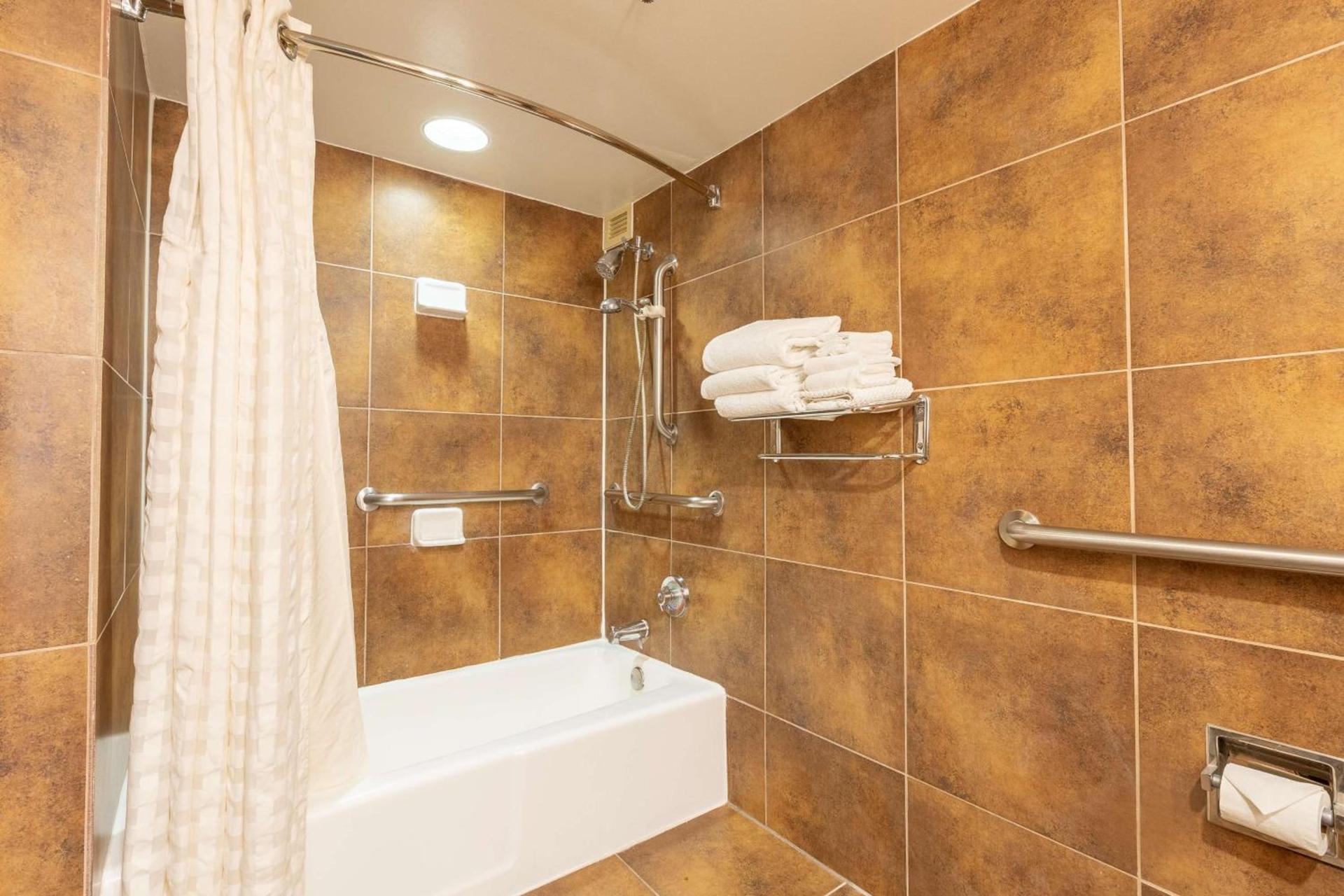 DoubleTree by Hilton Dallas/Richardson photo 38
