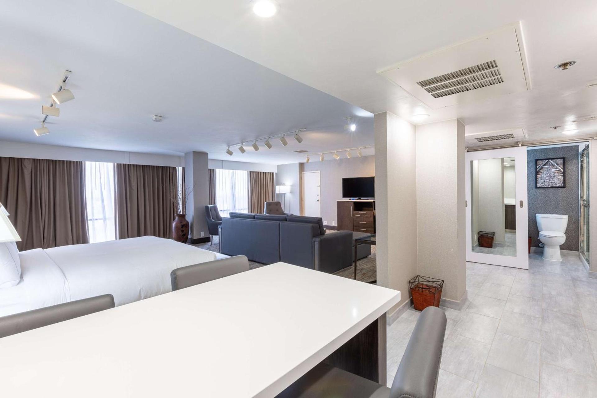 DoubleTree by Hilton Dallas/Richardson photo 43