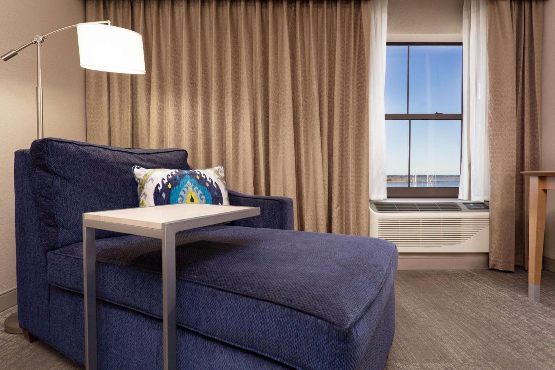 Hampton Inn Georgetown-Marina photo 8