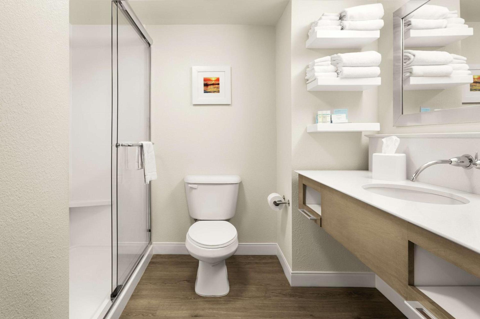 Hampton Inn Georgetown-Marina photo 26