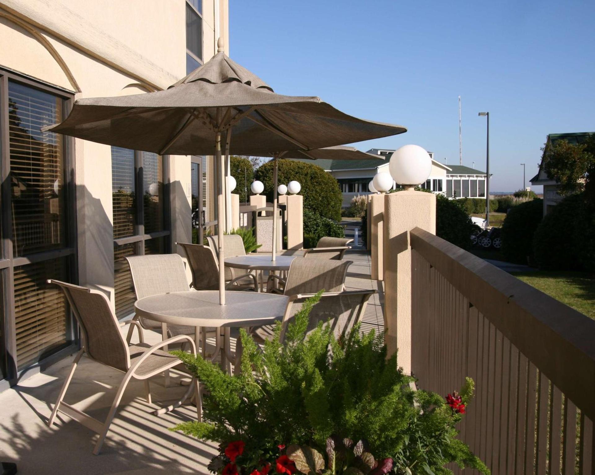 Hampton Inn Georgetown-Marina photo 28