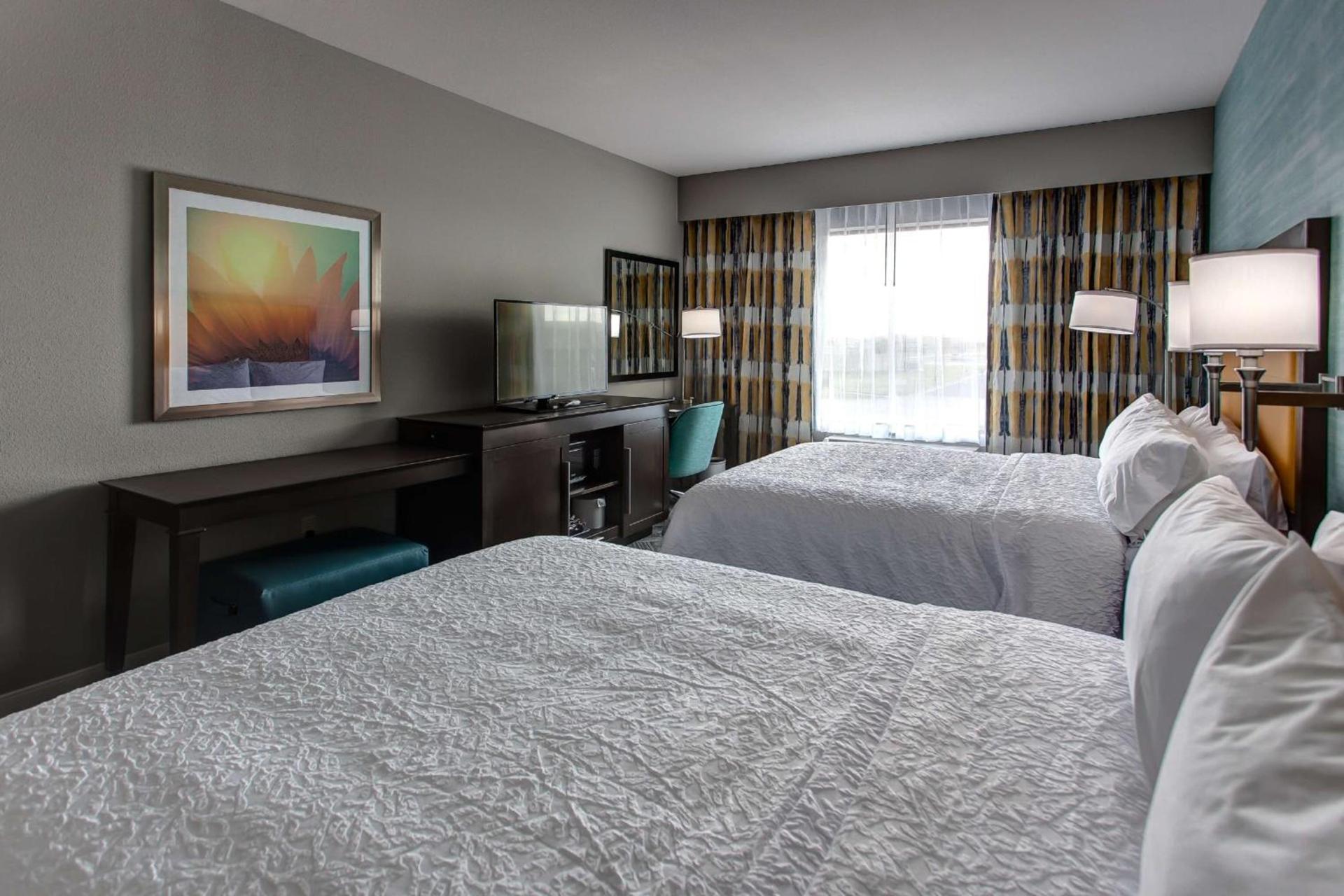 Hampton Inn & Suites-Wichita/Airport, KS photo 21