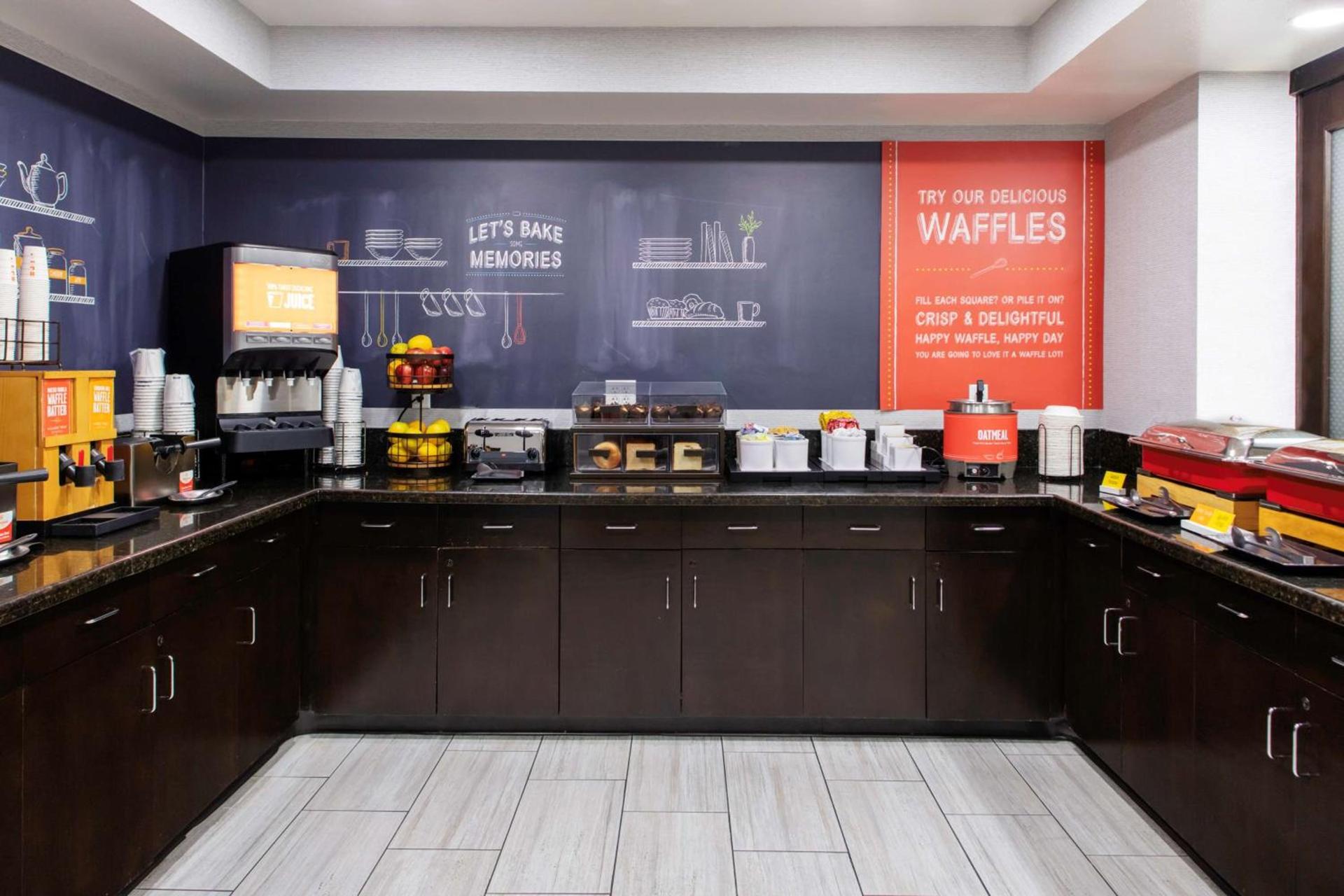 Hampton Inn Las Vegas/Summerlin photo 17