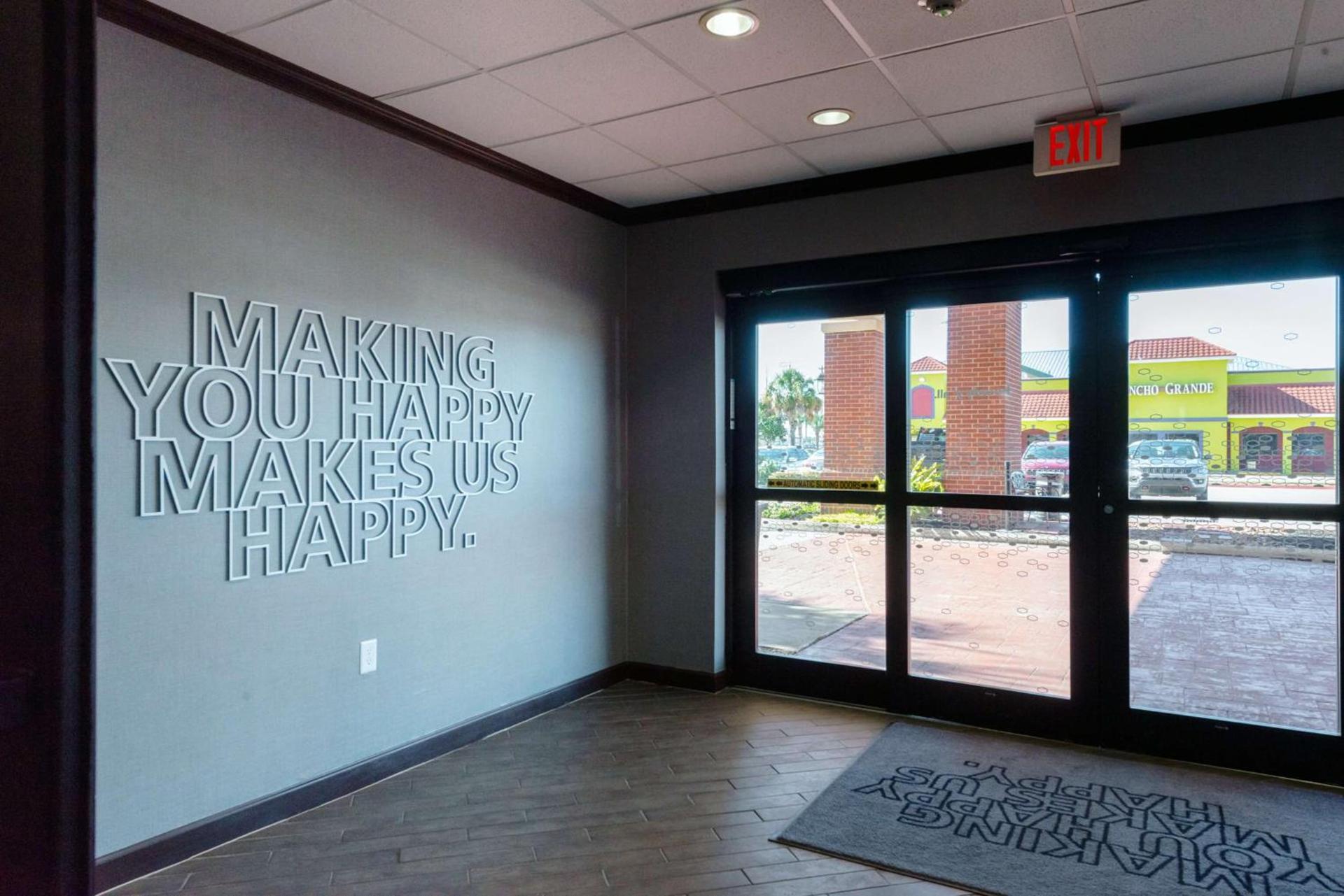 Hampton Inn & Suites Port Arthur photo 5