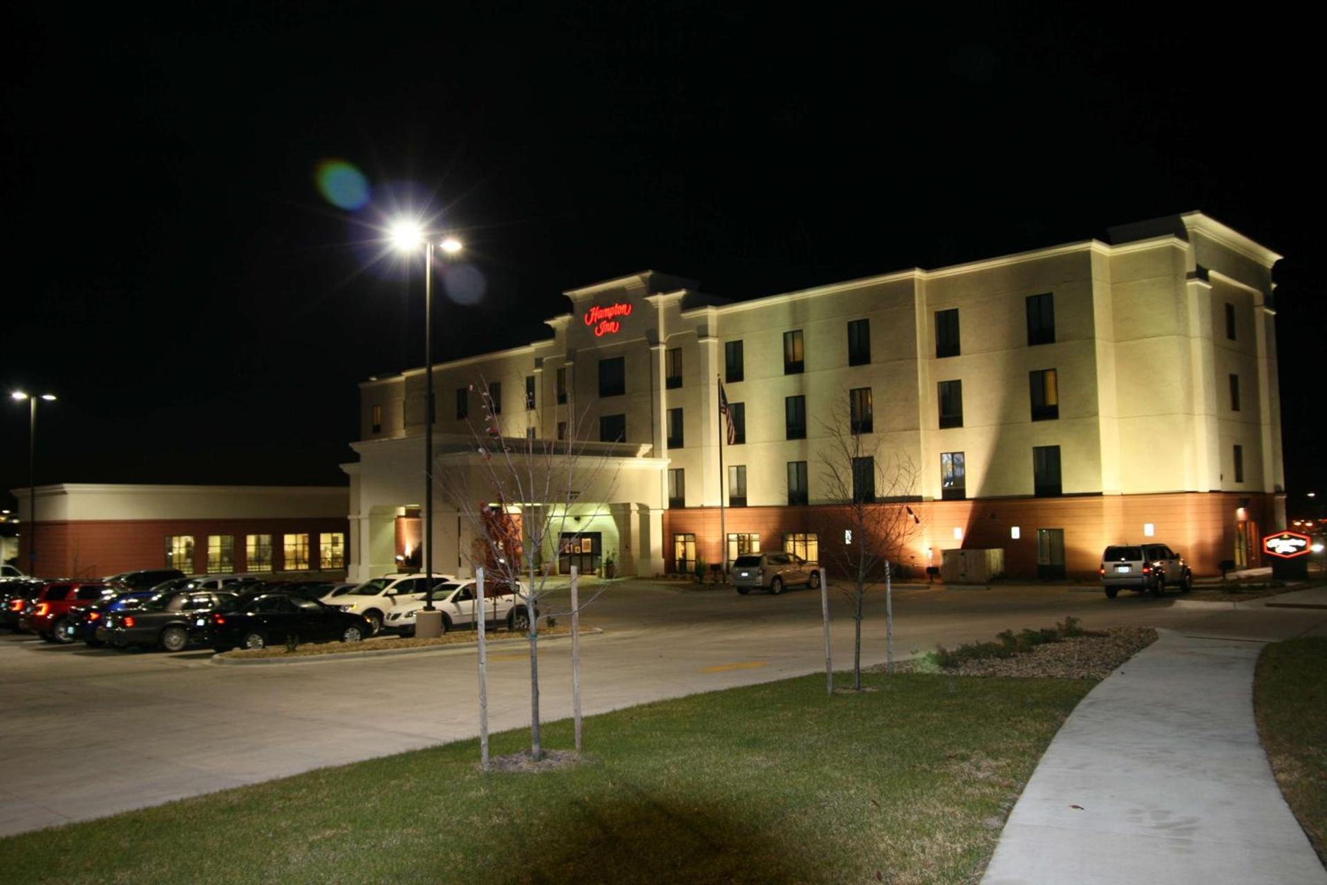 Hampton Inn Topeka photo 2