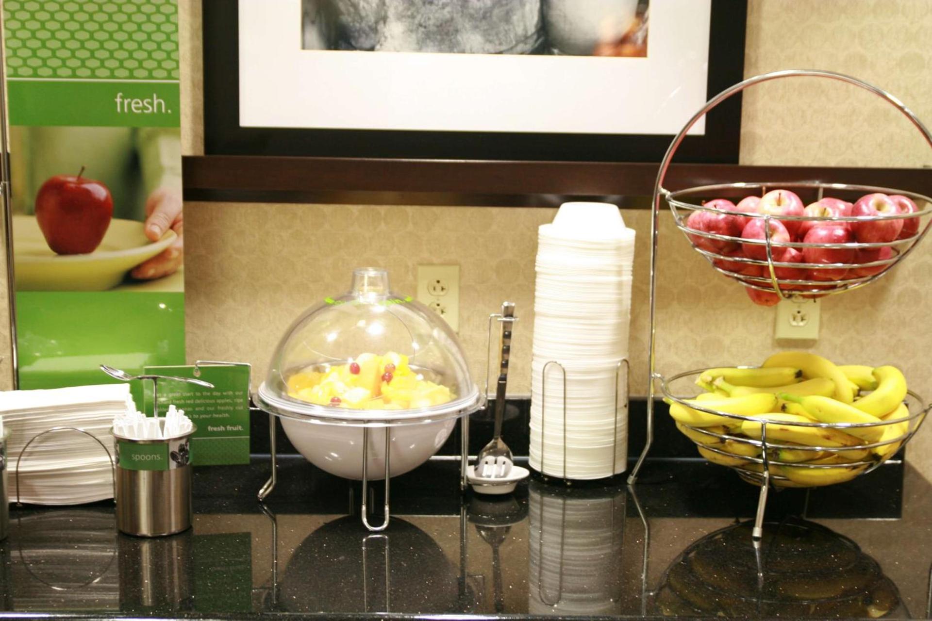 Hampton Inn Topeka photo 11