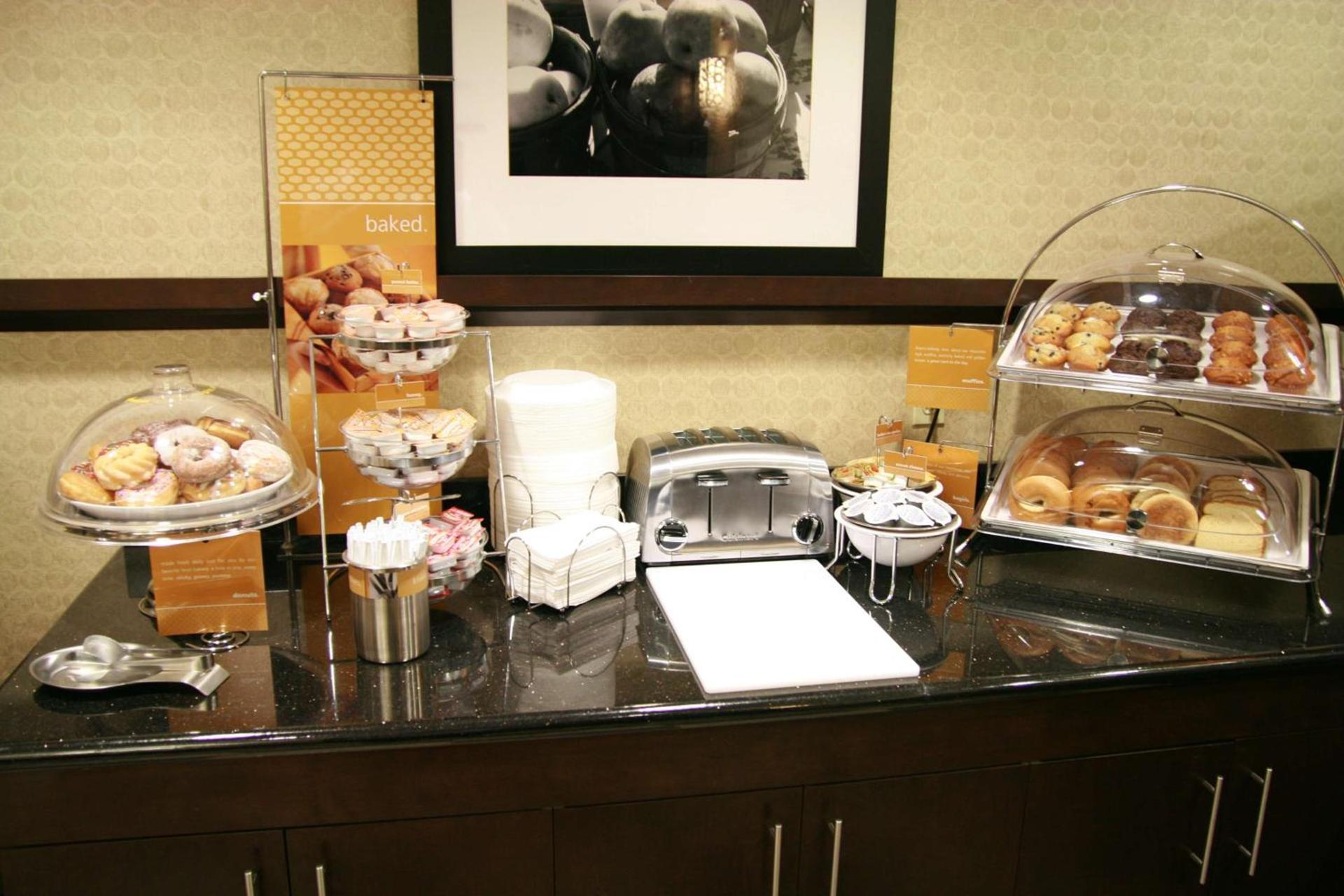 Hampton Inn Topeka photo 10