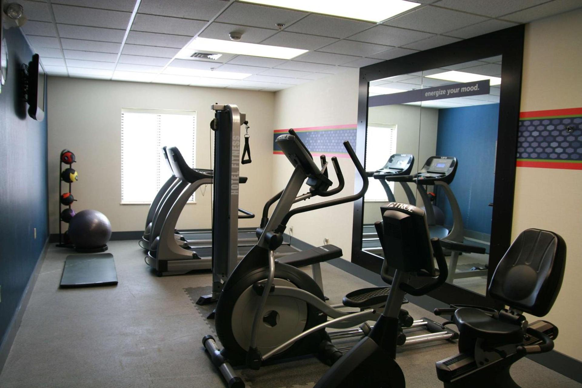 Hampton Inn Topeka photo 16