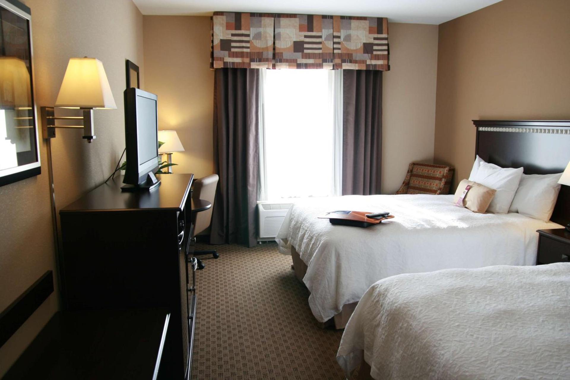 Hampton Inn Topeka photo 18