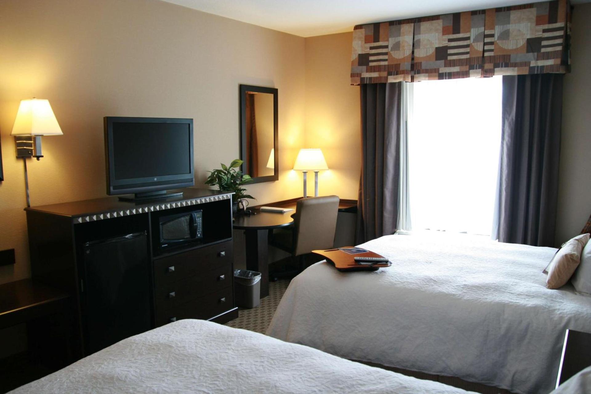 Hampton Inn Topeka photo 22