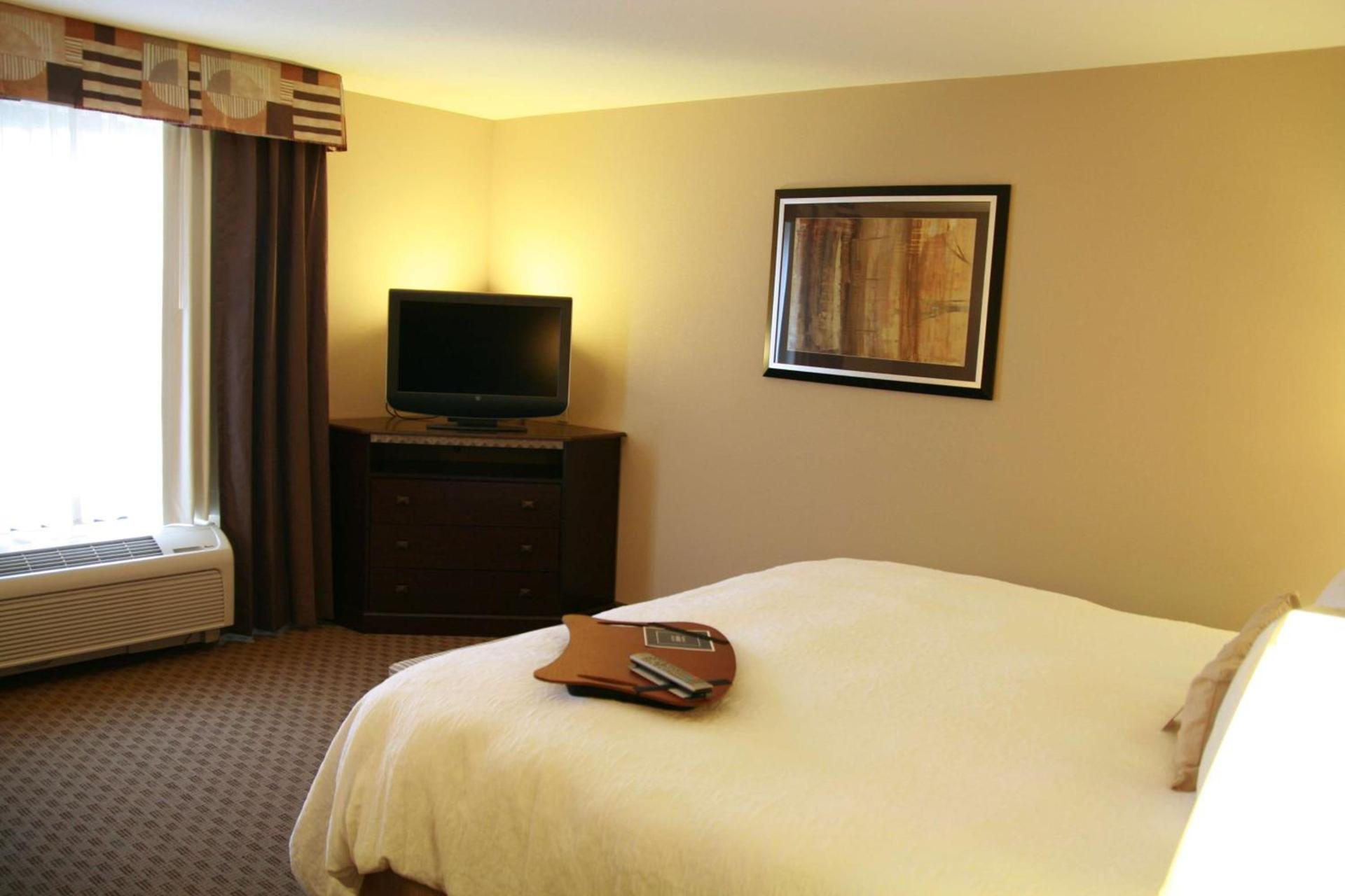 Hampton Inn Topeka photo 25