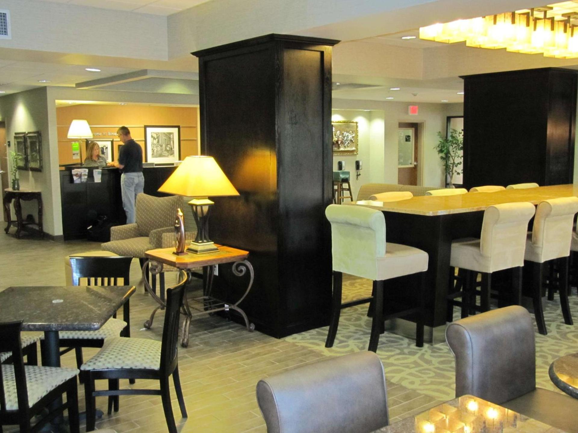 Hampton Inn Lindale/Tyler photo 5