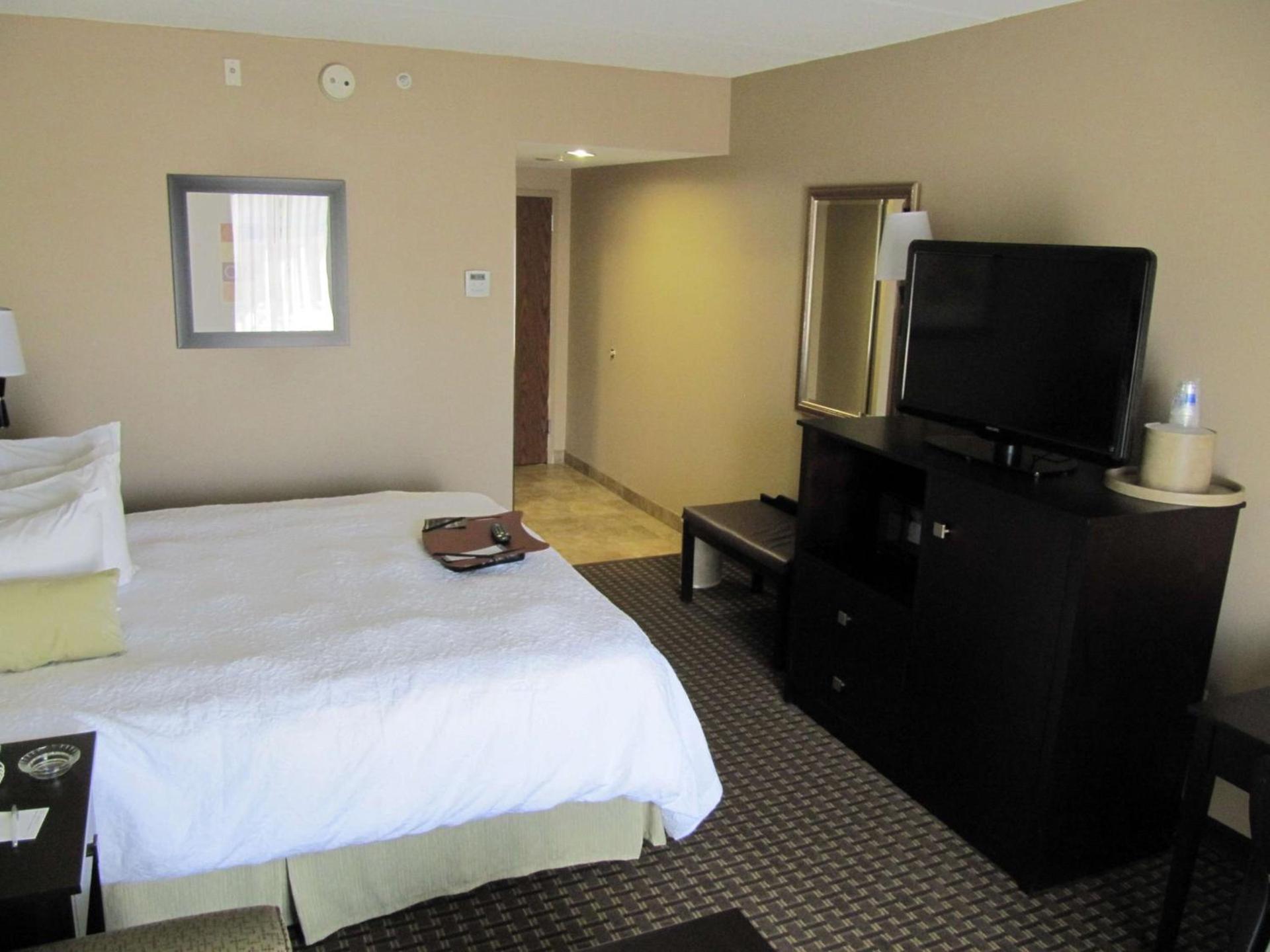 Hampton Inn Lindale/Tyler photo 23