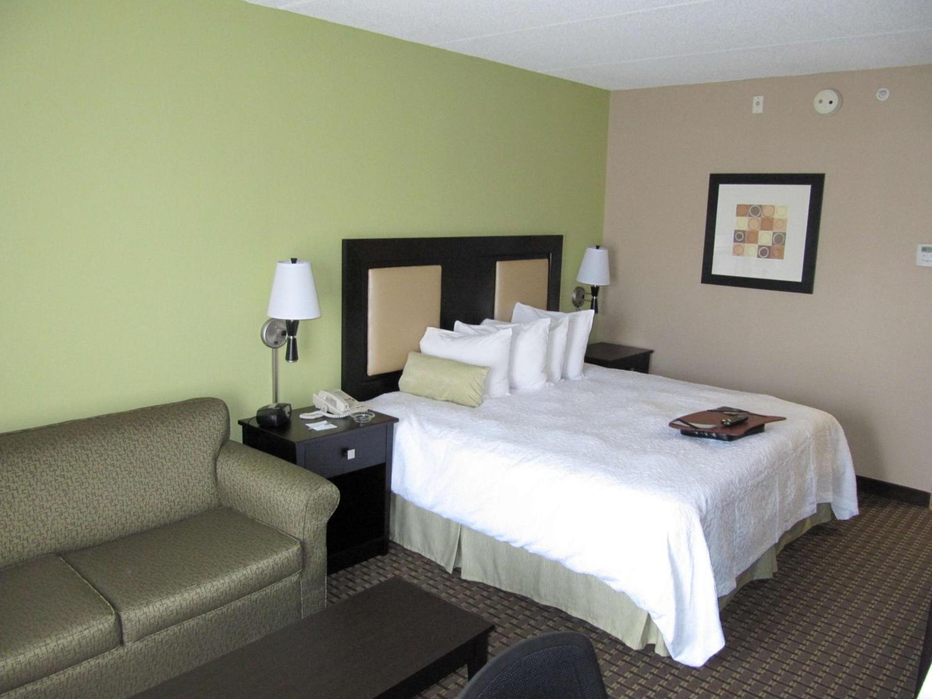 Hampton Inn Lindale/Tyler photo 26
