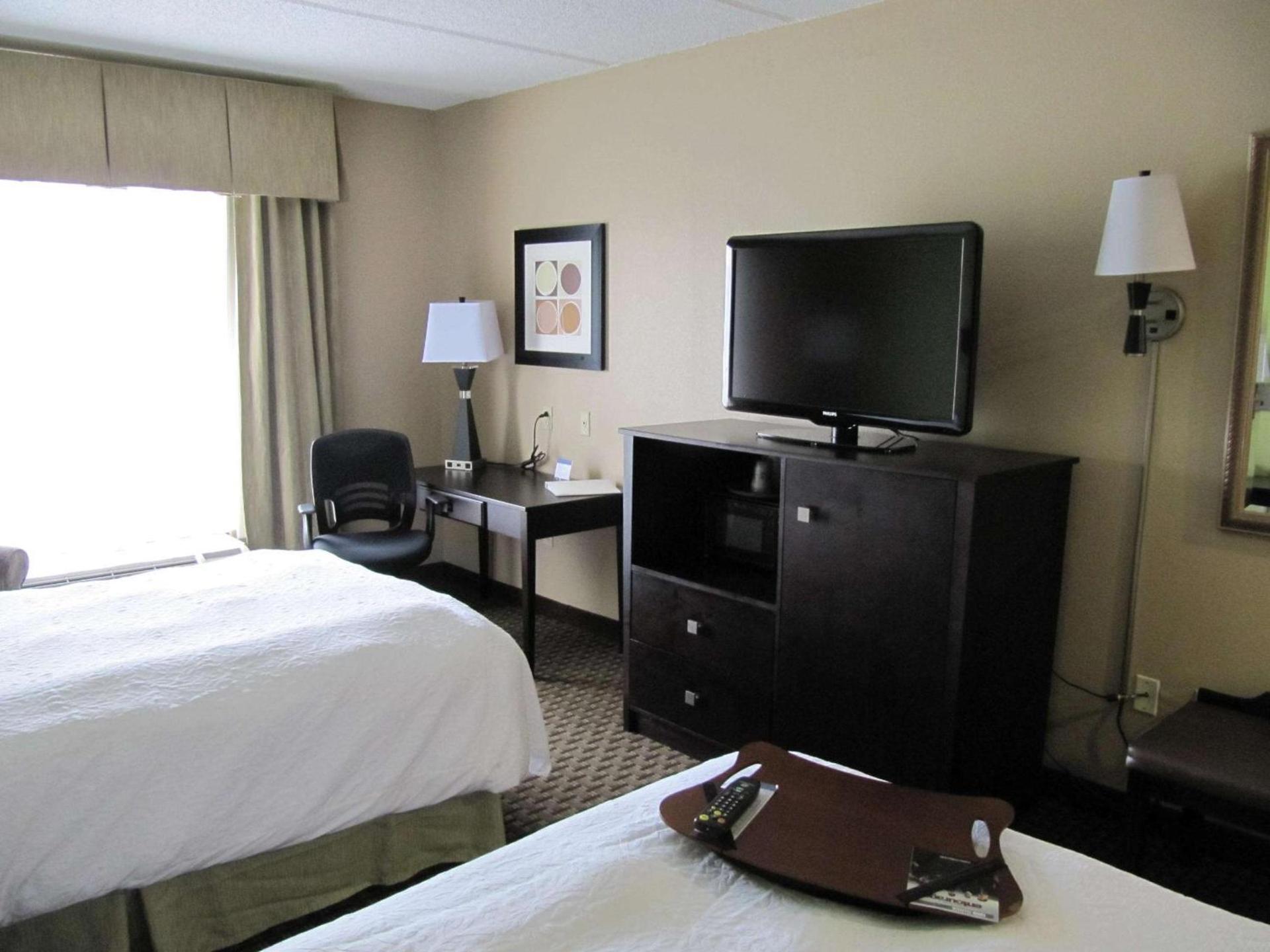 Hampton Inn Lindale/Tyler photo 32