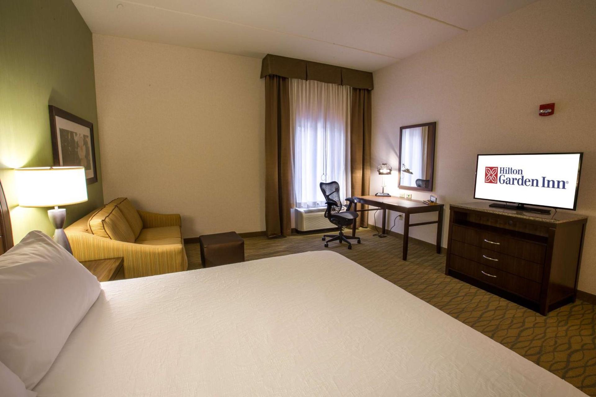 Hilton Garden Inn State College photo 32