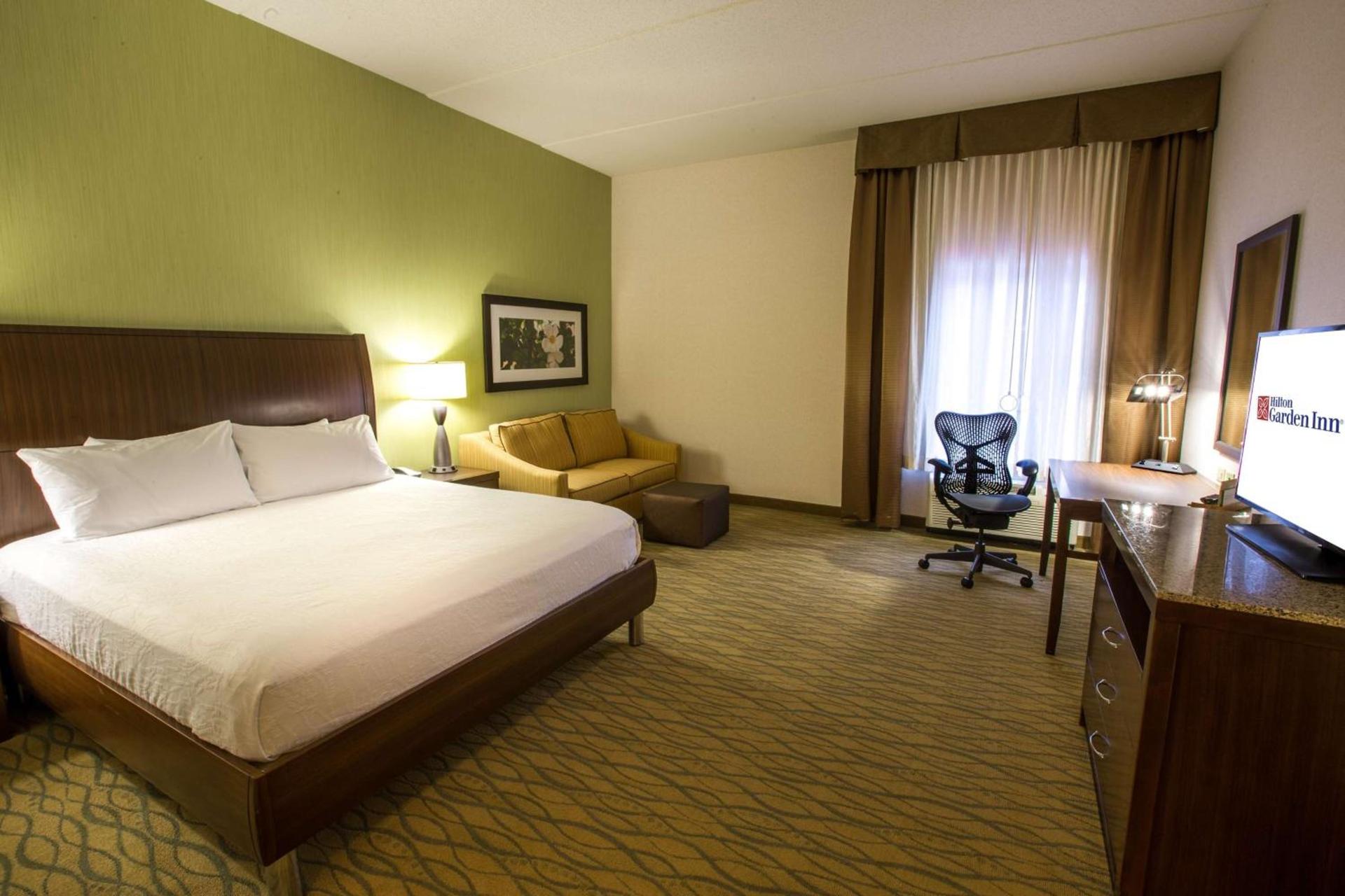 Hilton Garden Inn State College photo 34