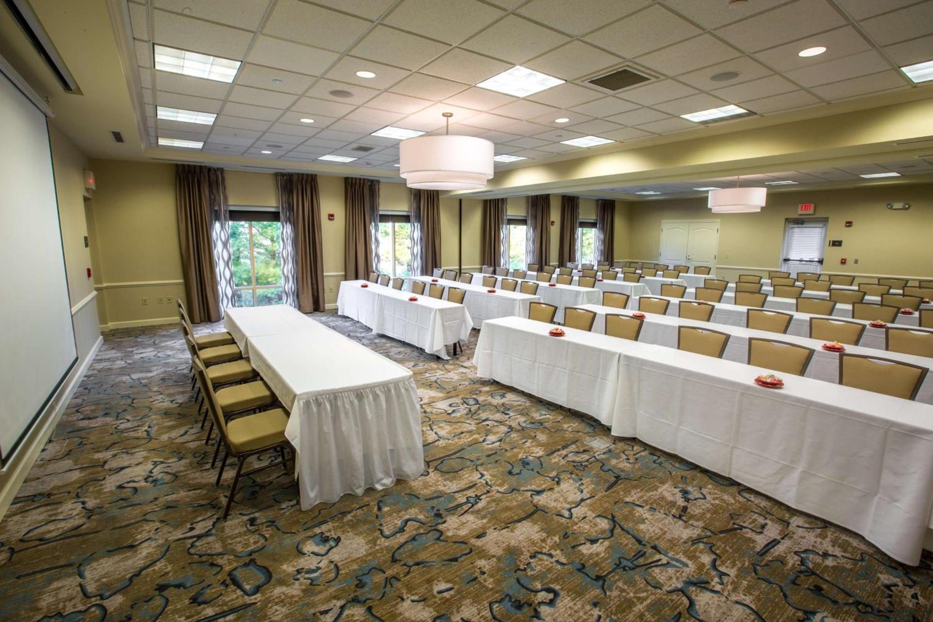 Hilton Garden Inn State College photo 54