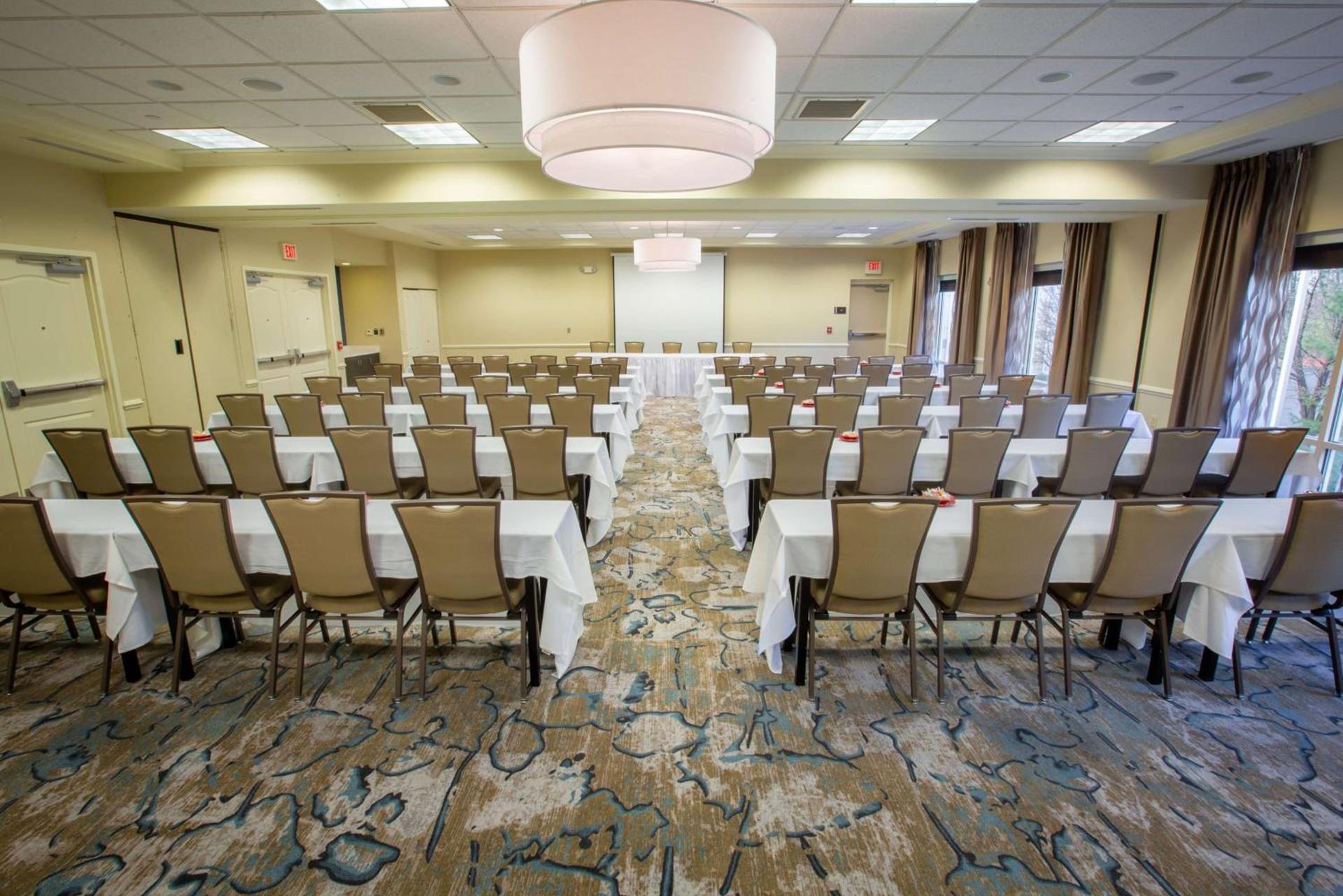 Hilton Garden Inn State College photo 55