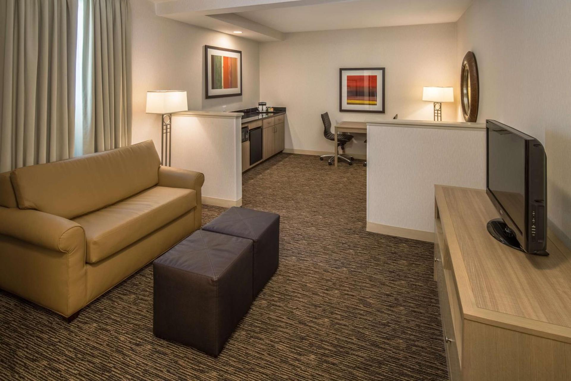 DoubleTree by Hilton Vancouver photo 17