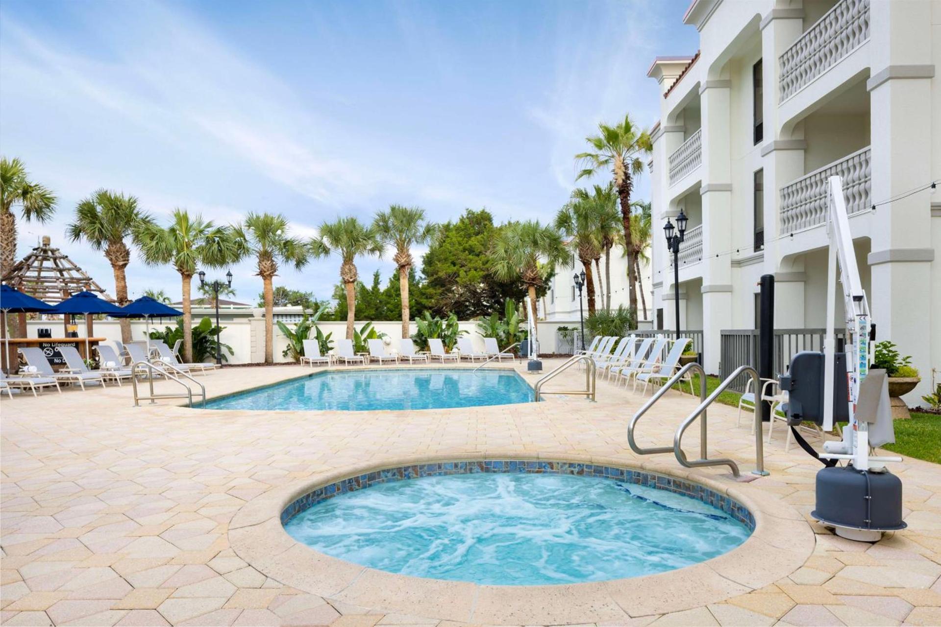 Hampton Inn & Suites St. Augustine-Vilano Beach photo 11