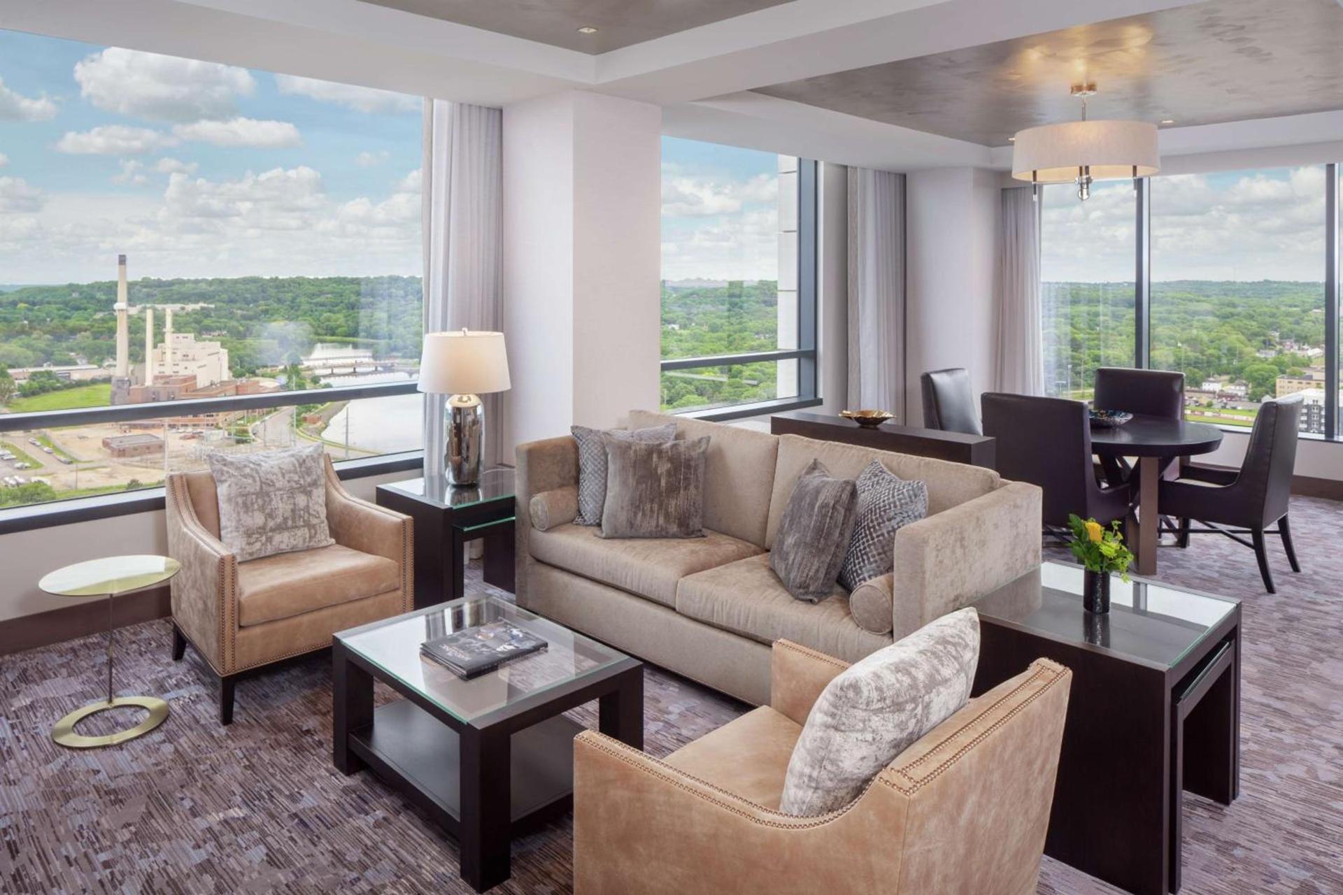 Hilton Rochester Mayo Clinic Area photo 29
