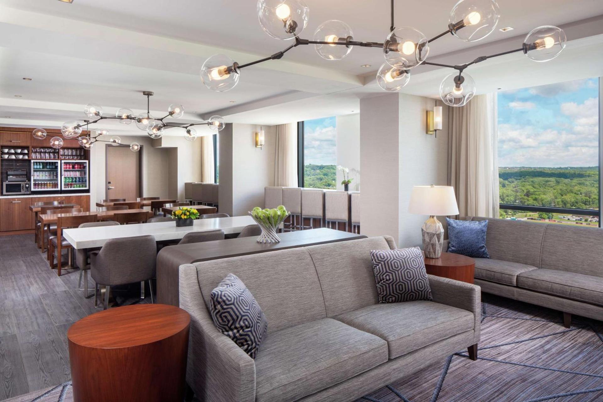 Hilton Rochester Mayo Clinic Area photo 68