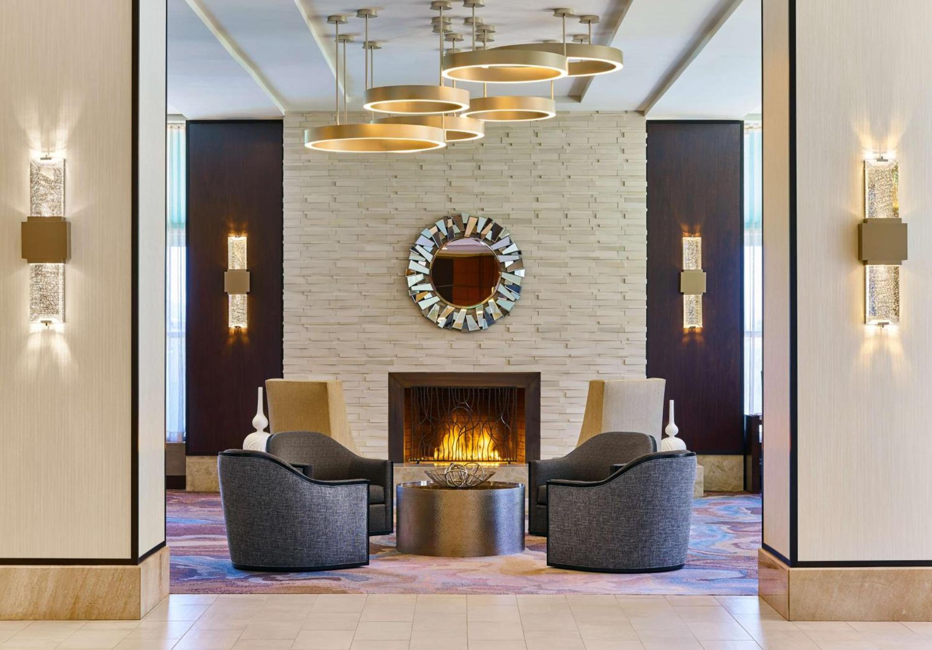 Hilton Los Angeles North-Glendale & Executive Meeting Center photo 6