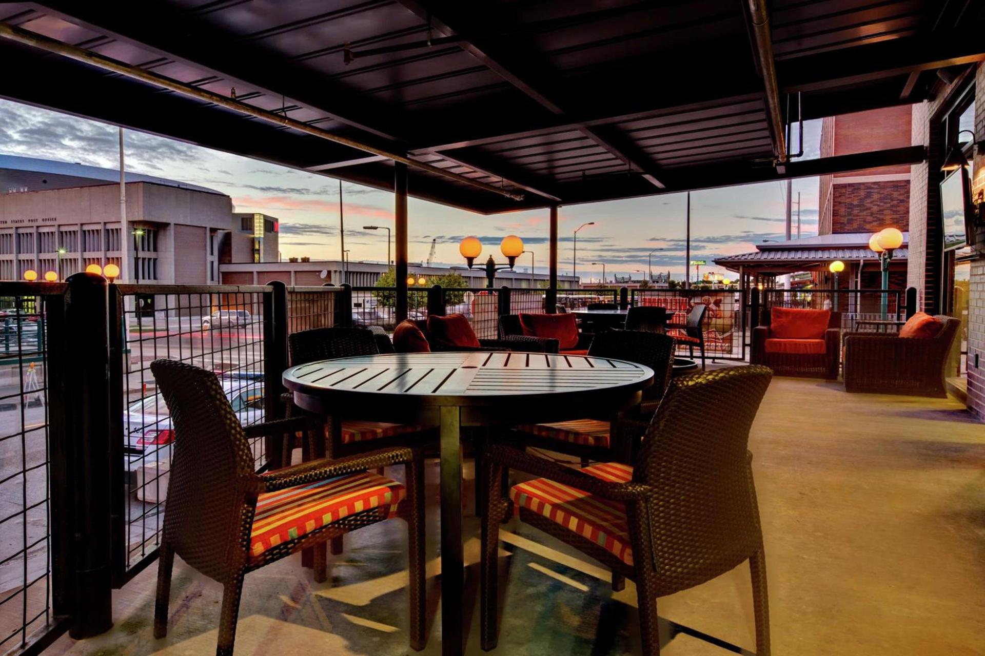 Hilton Garden Inn Lincoln Downtown/Haymarket photo 2