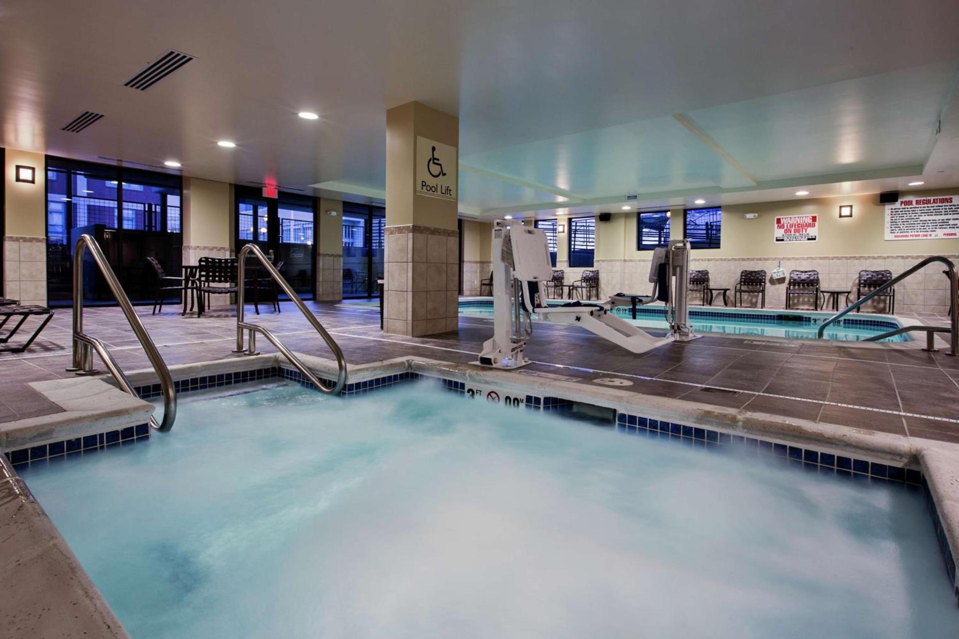 Hilton Garden Inn Lincoln Downtown/Haymarket photo 25