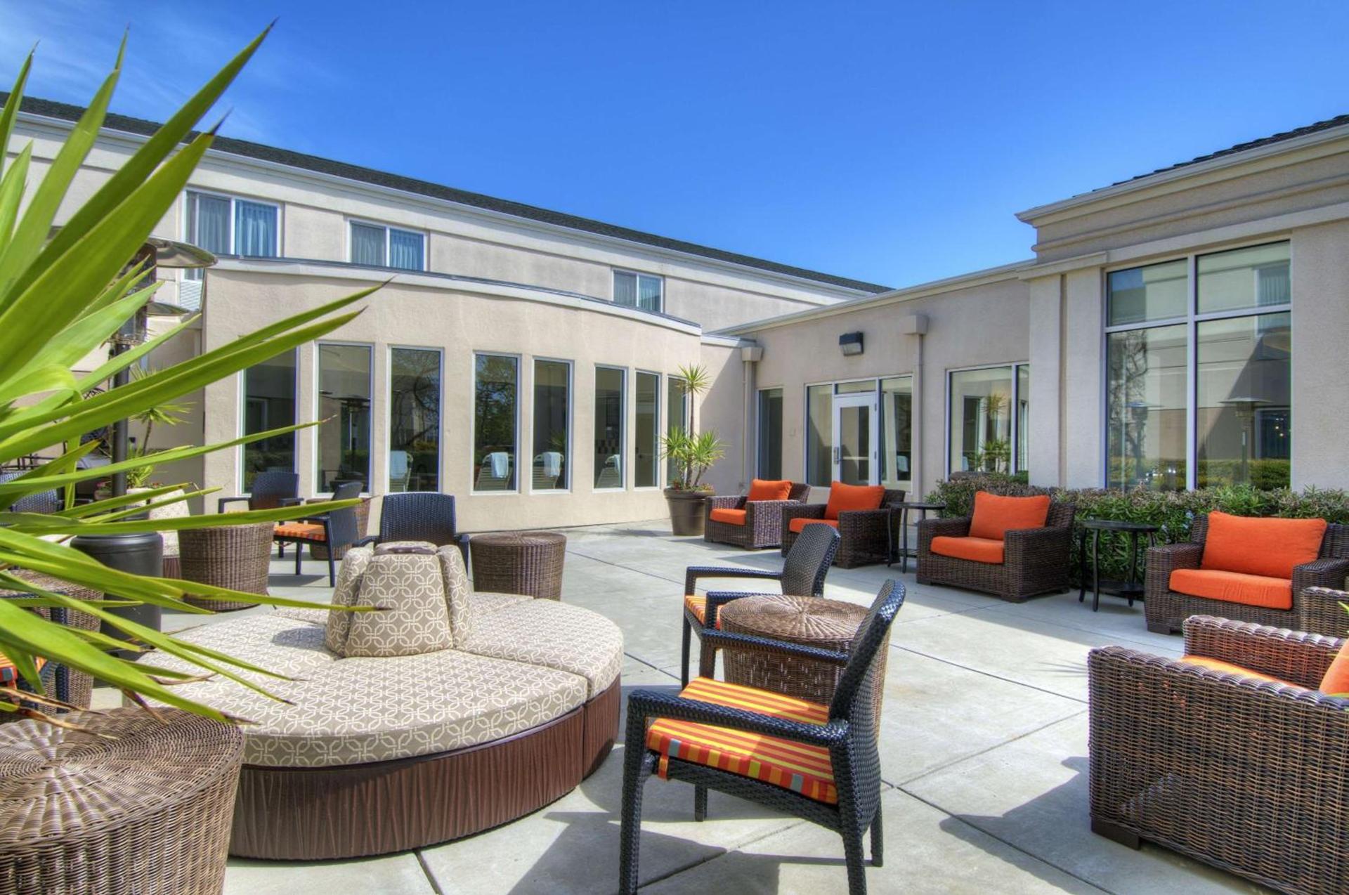 Hilton Garden Inn Livermore photo 2