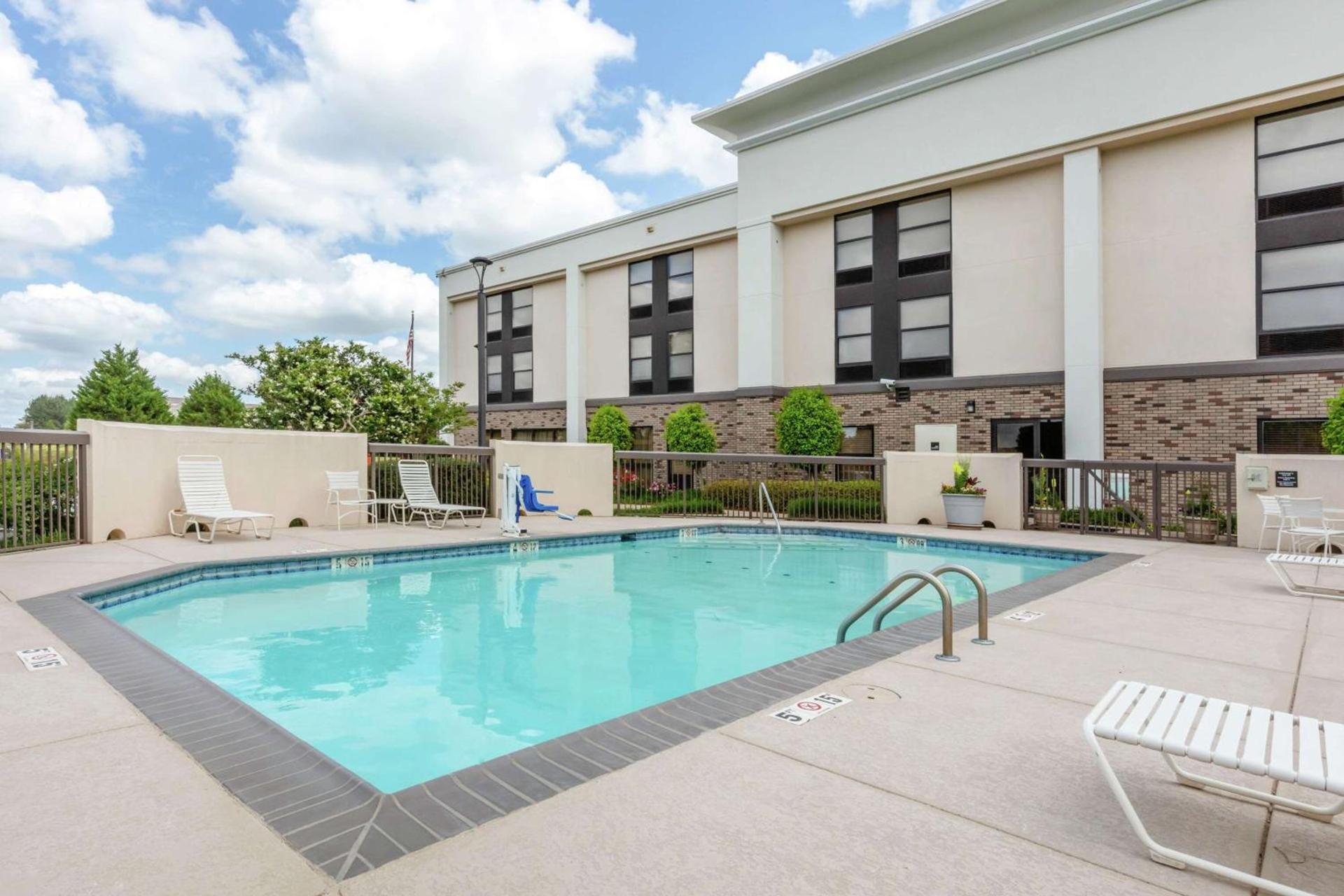 Hampton Inn Brookhaven photo 10