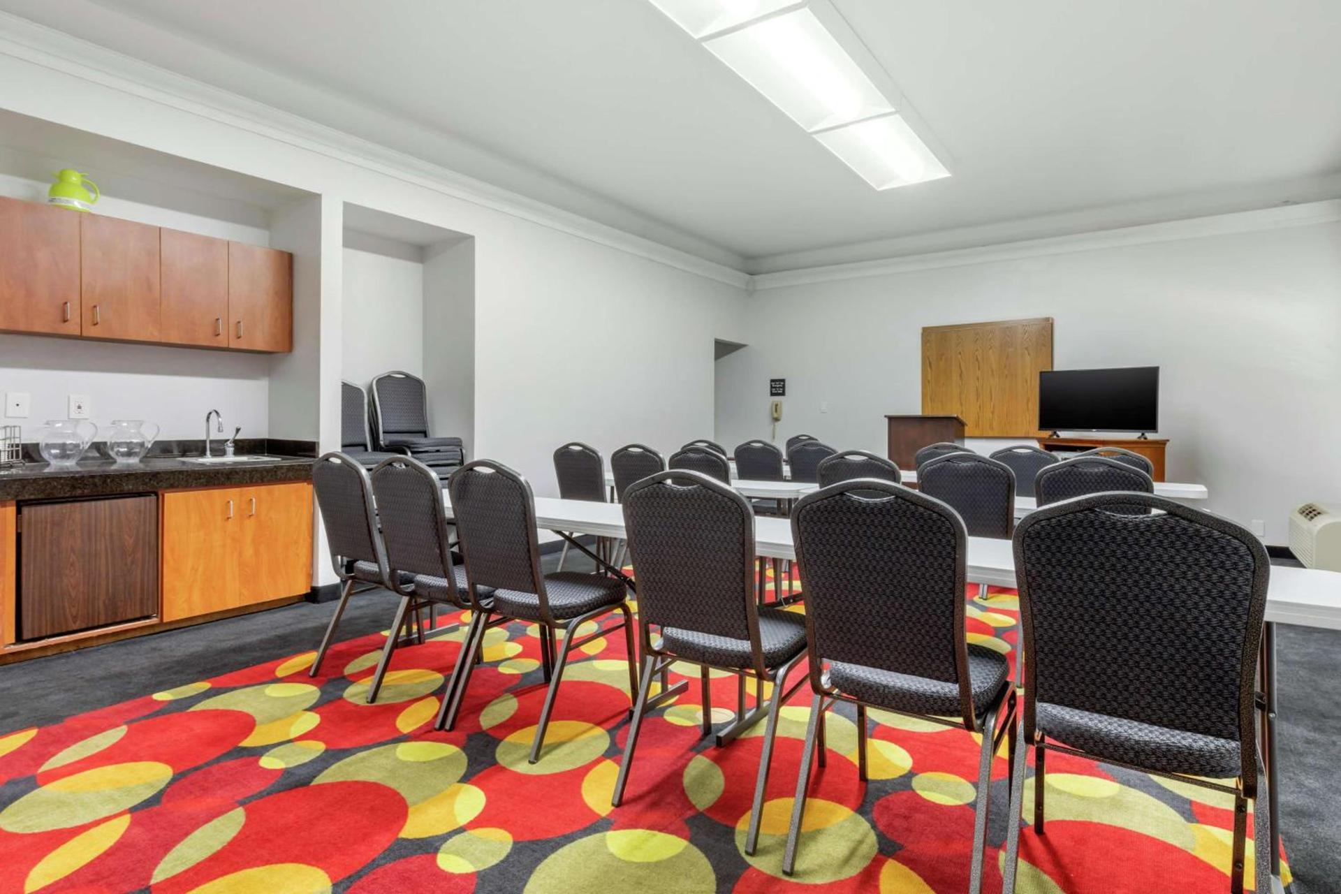 Hampton Inn Brookhaven photo 18