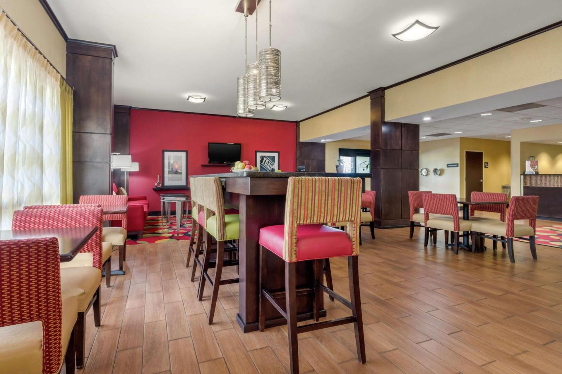 Hampton Inn Brookhaven photo 28