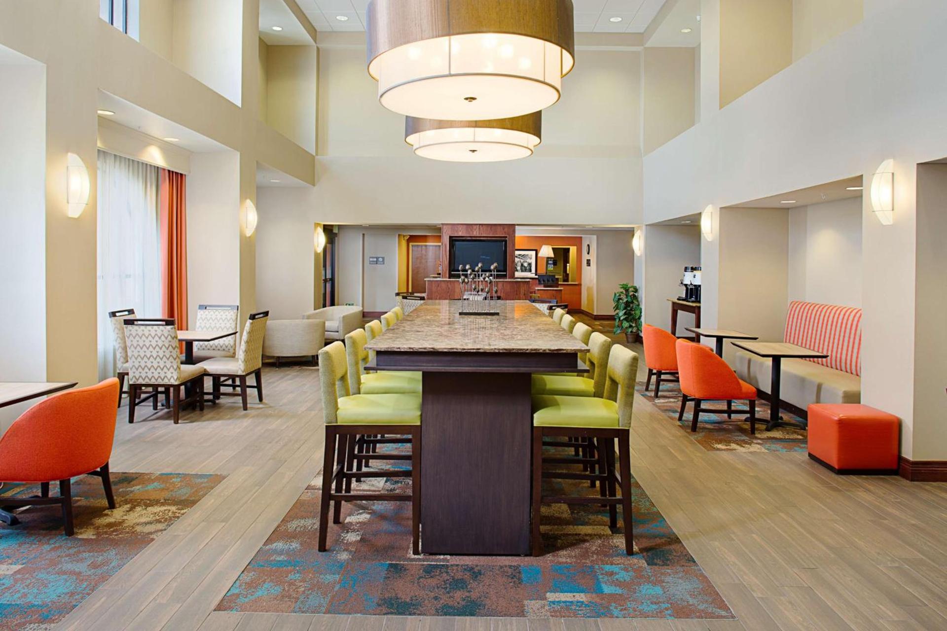 Hampton Inn & Suites Lancaster photo 7