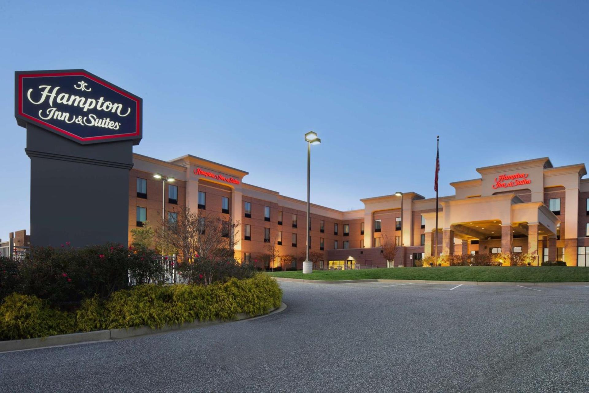 Hampton Inn & Suites Aberdeen/APG South photo 2