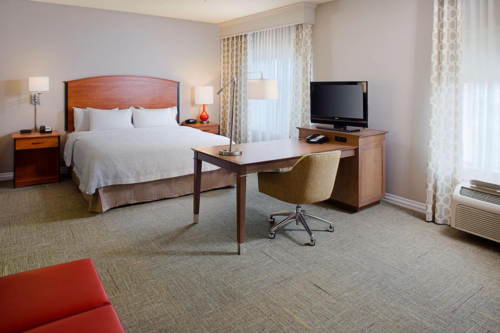 Hampton Inn & Suites Lancaster photo 18