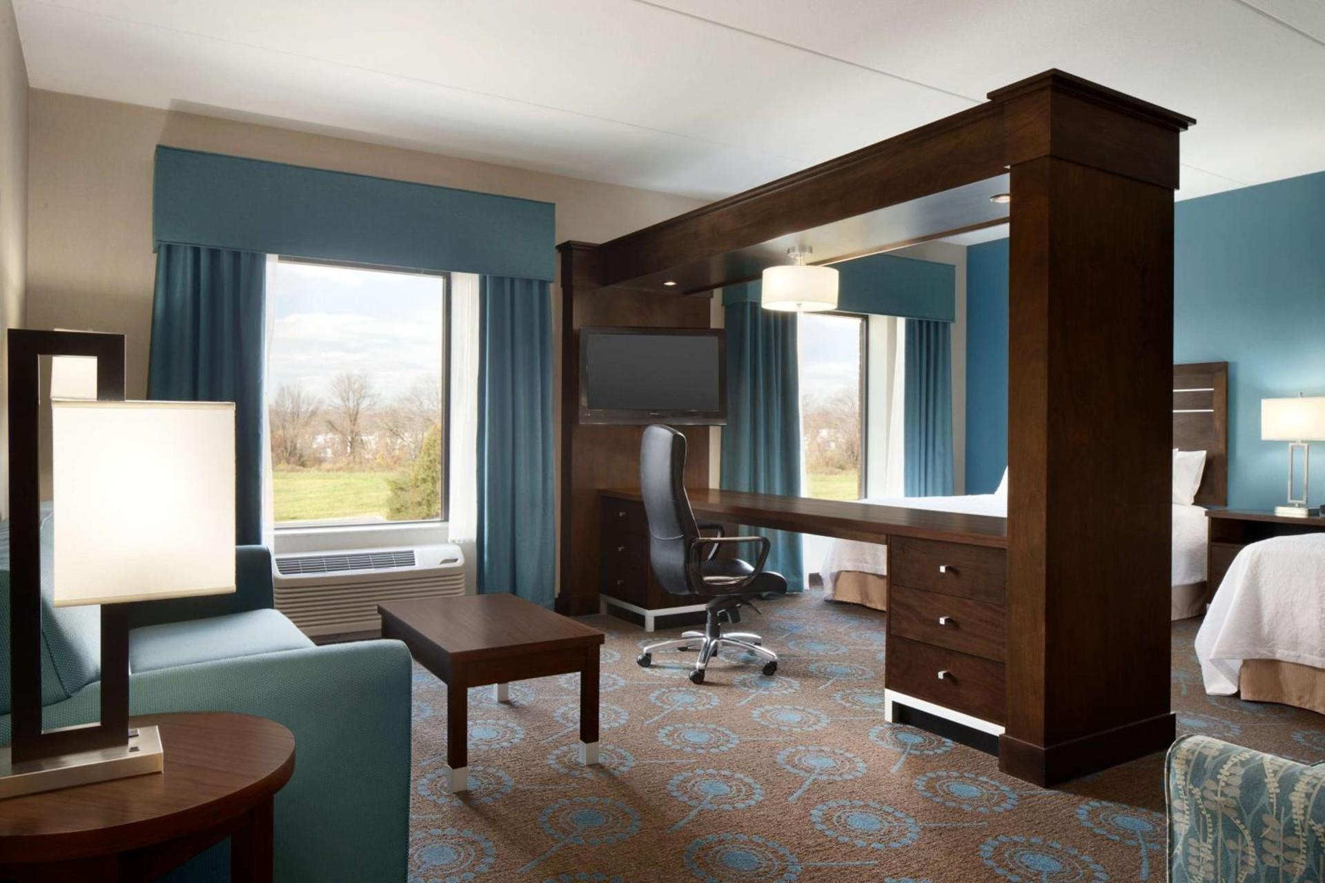 Hampton Inn & Suites Aberdeen/APG South photo 14