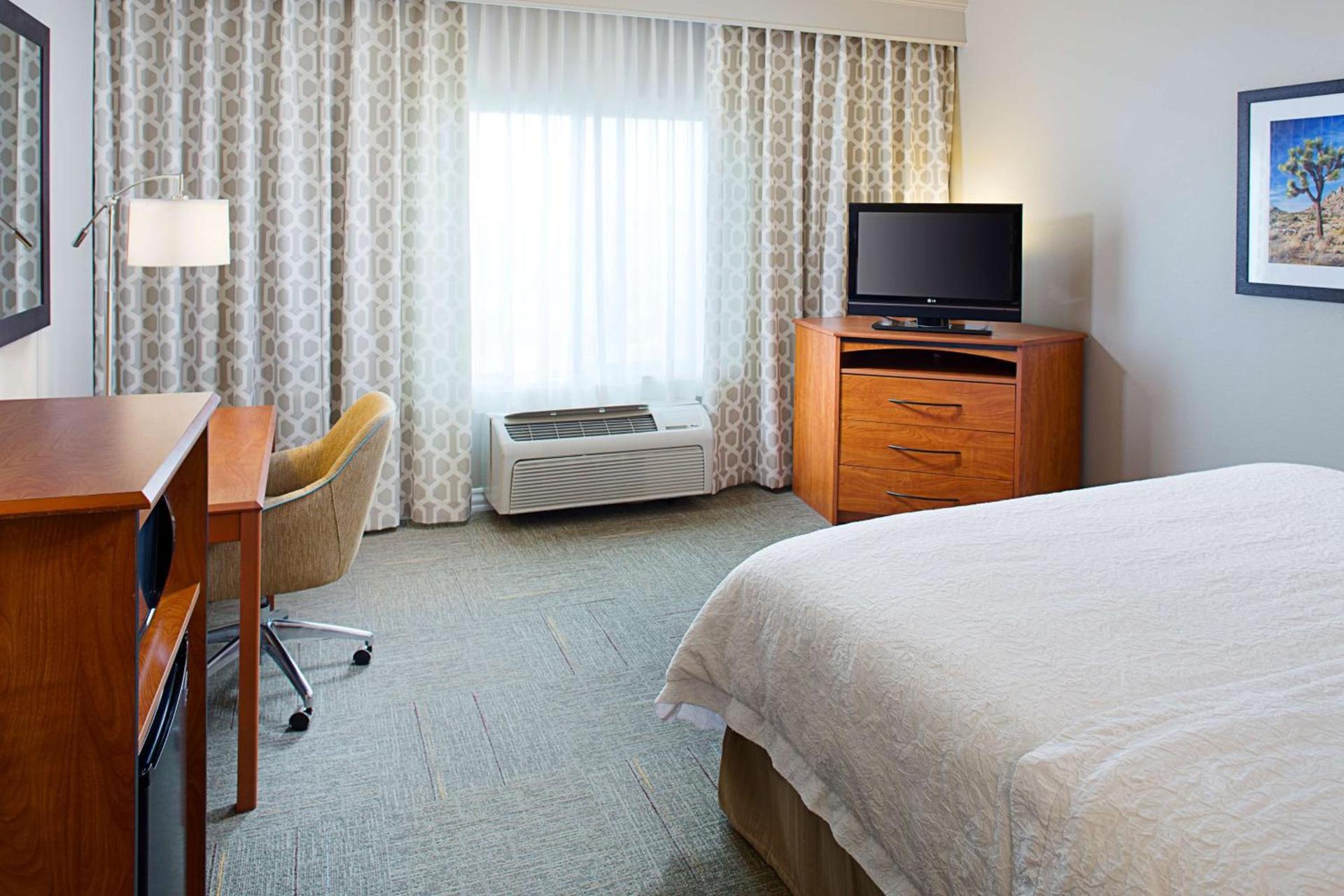 Hampton Inn & Suites Lancaster photo 24