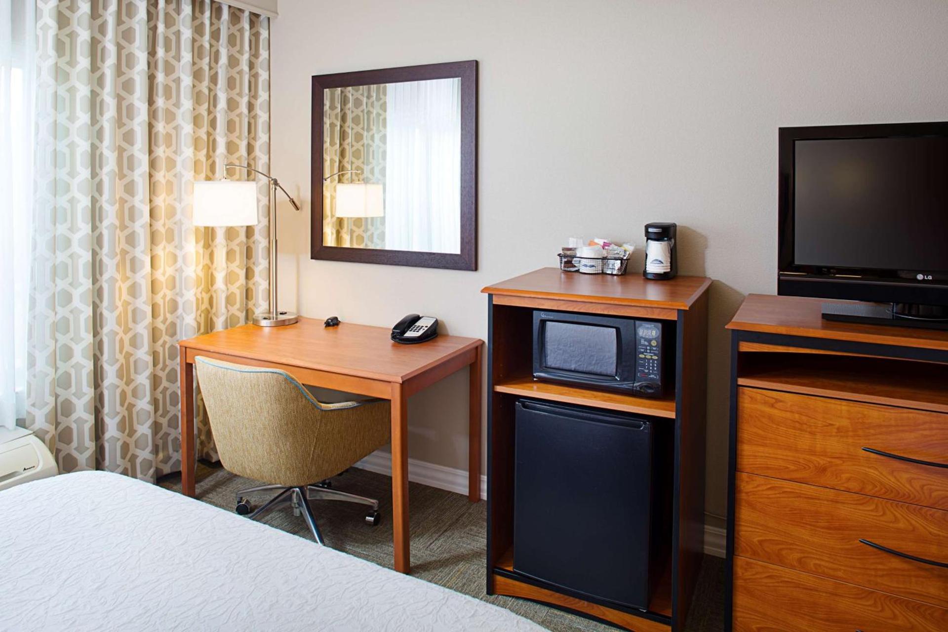 Hampton Inn & Suites Lancaster photo 23