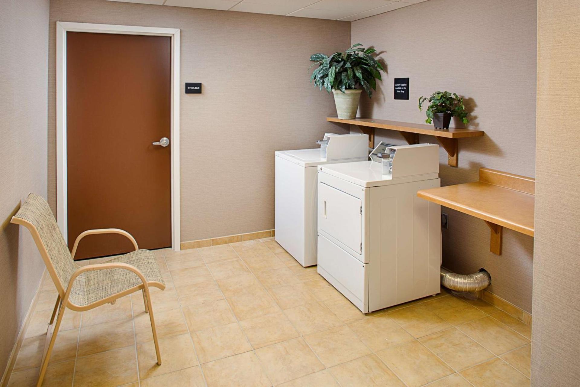Hampton Inn & Suites Lancaster photo 31