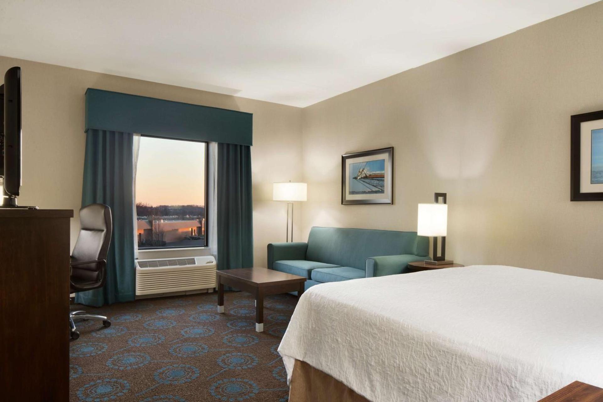 Hampton Inn & Suites Aberdeen/APG South photo 32