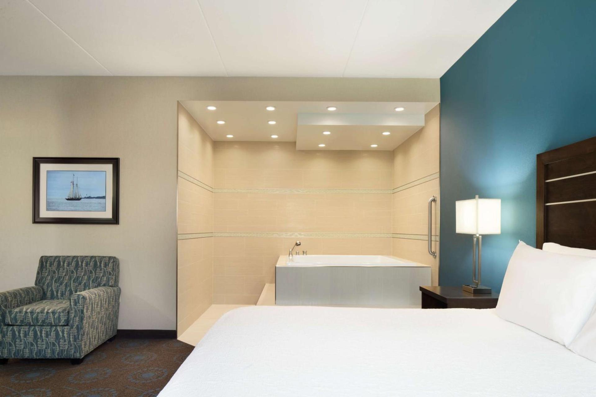 Hampton Inn & Suites Aberdeen/APG South photo 31