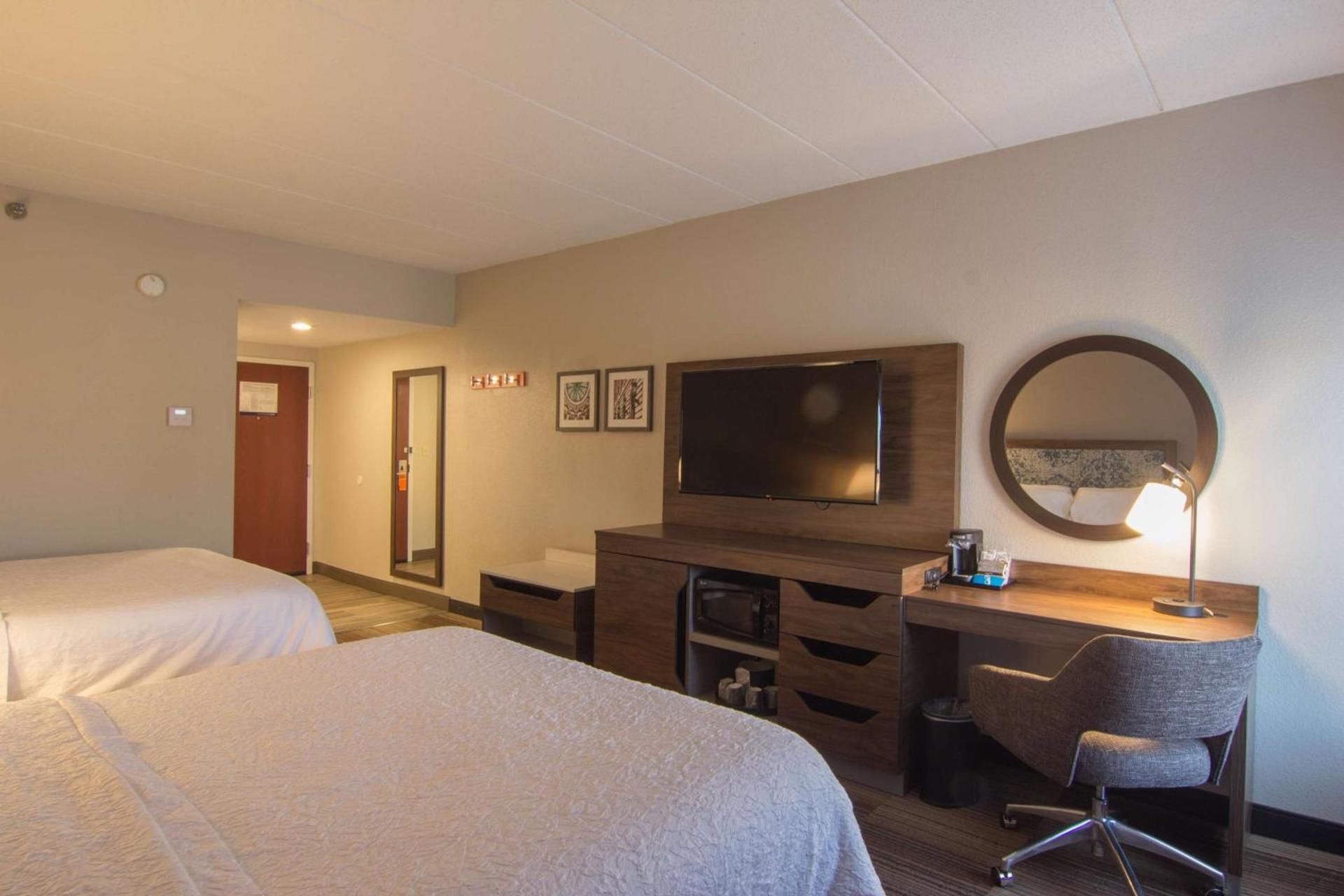 Hampton Inn Medina photo 12