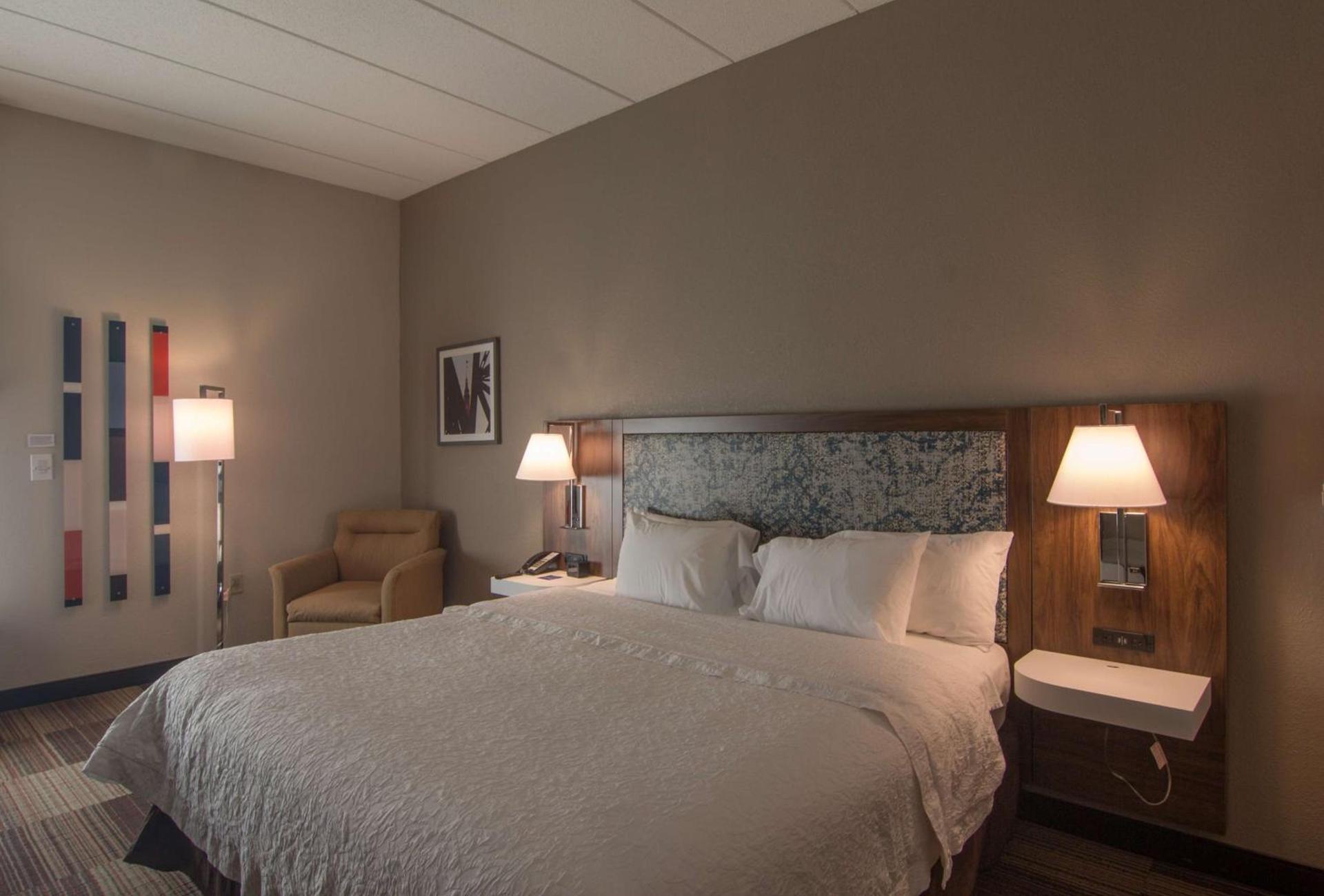 Hampton Inn Medina photo 13