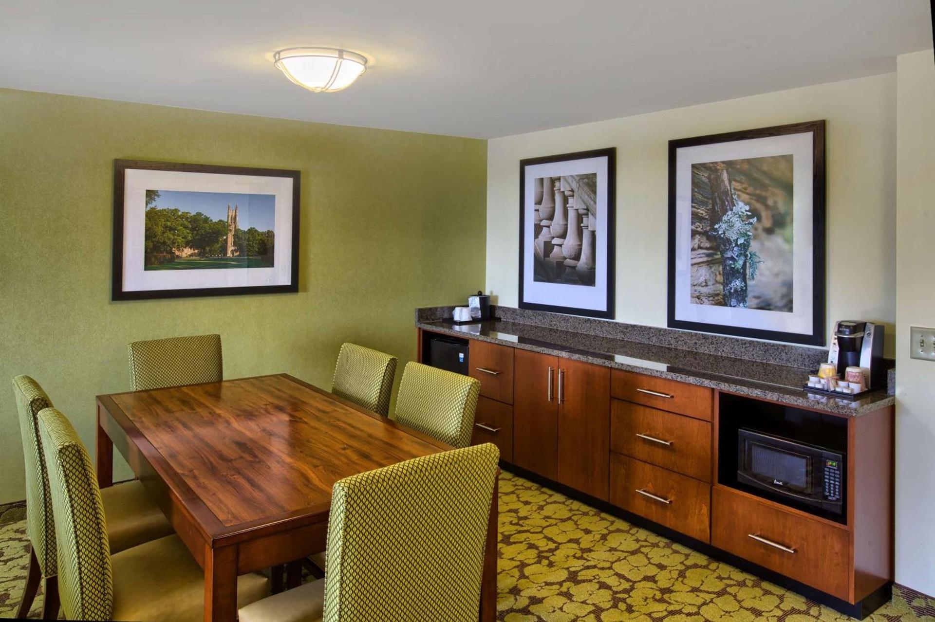 Hilton Garden Inn Durham-University Medical Center photo 29