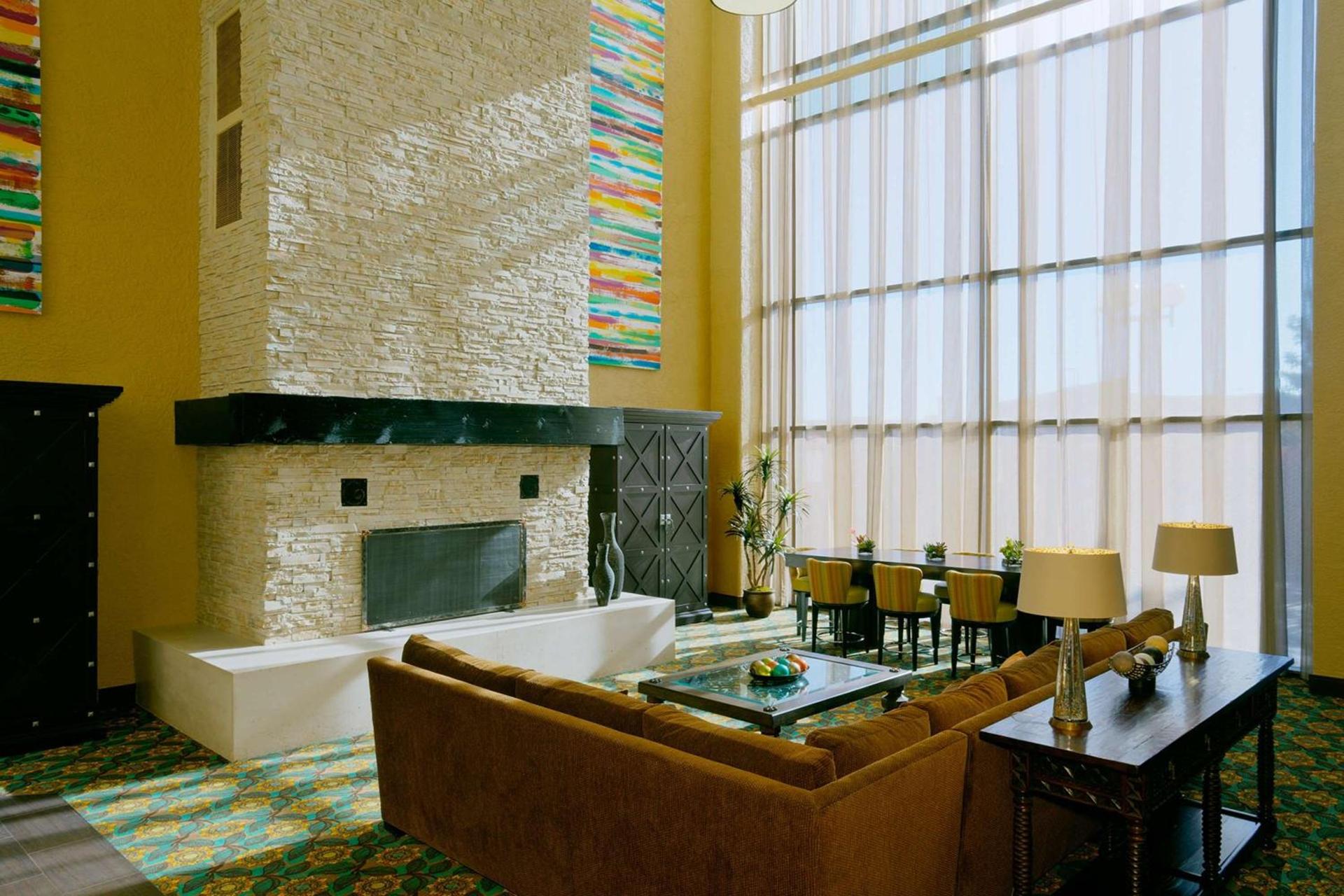 DoubleTree by Hilton Santa Fe photo 6