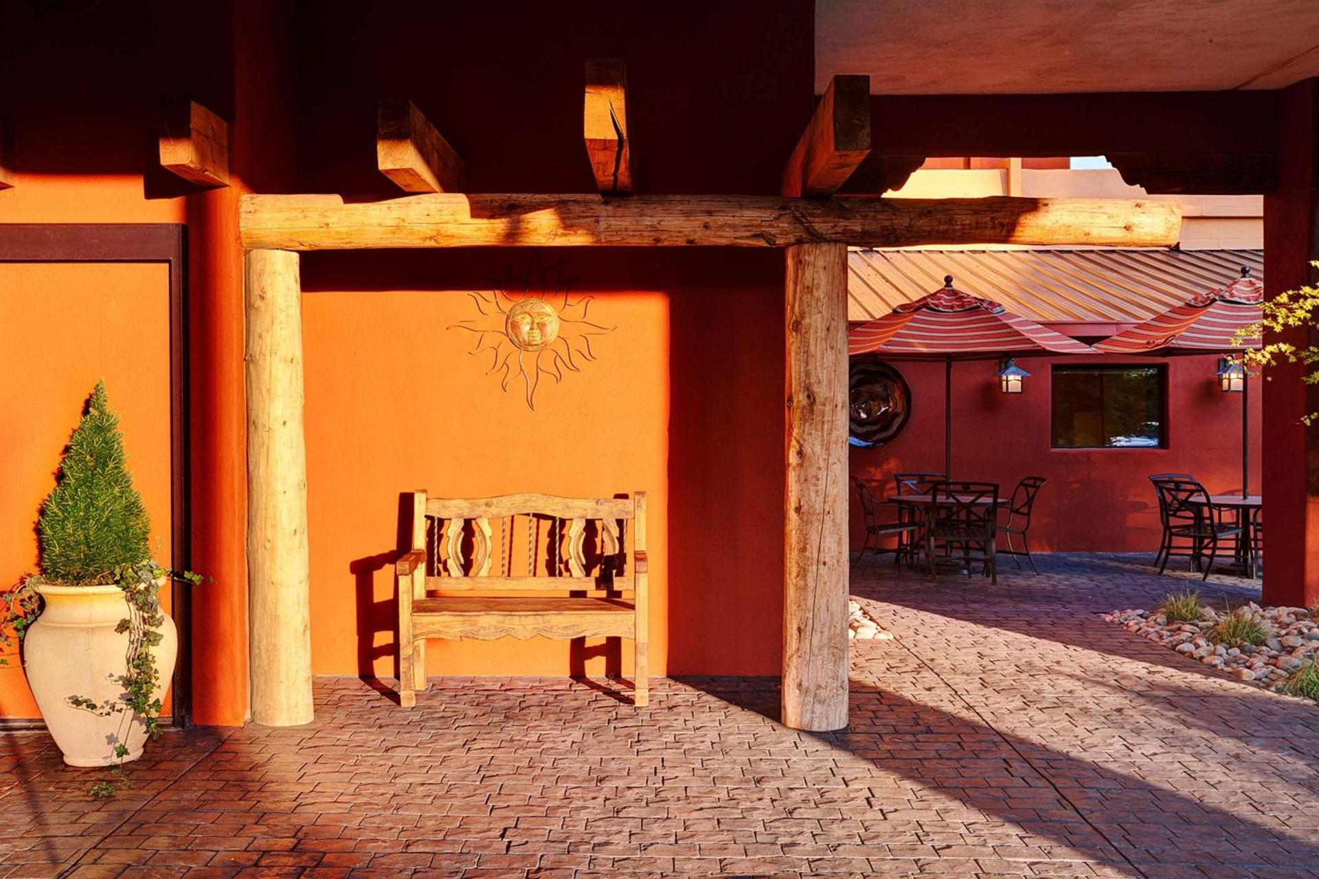 DoubleTree by Hilton Santa Fe photo 8